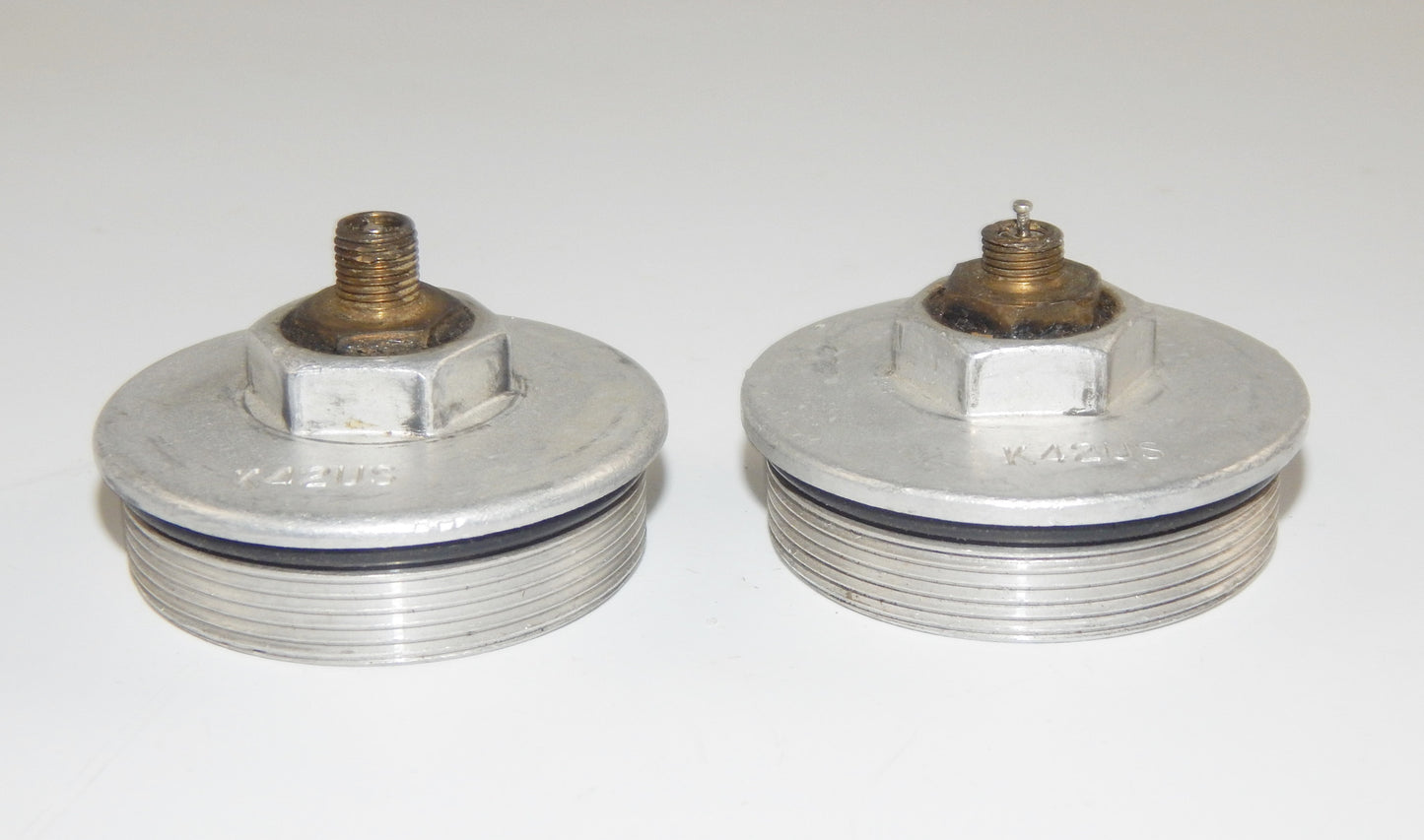 1 pr MOTORCYCLE FRONT FORK TUBE TOP CAP PLUG STAMPED 85.4 K42US BMW SUUKI YAMAHA - MotoRaider