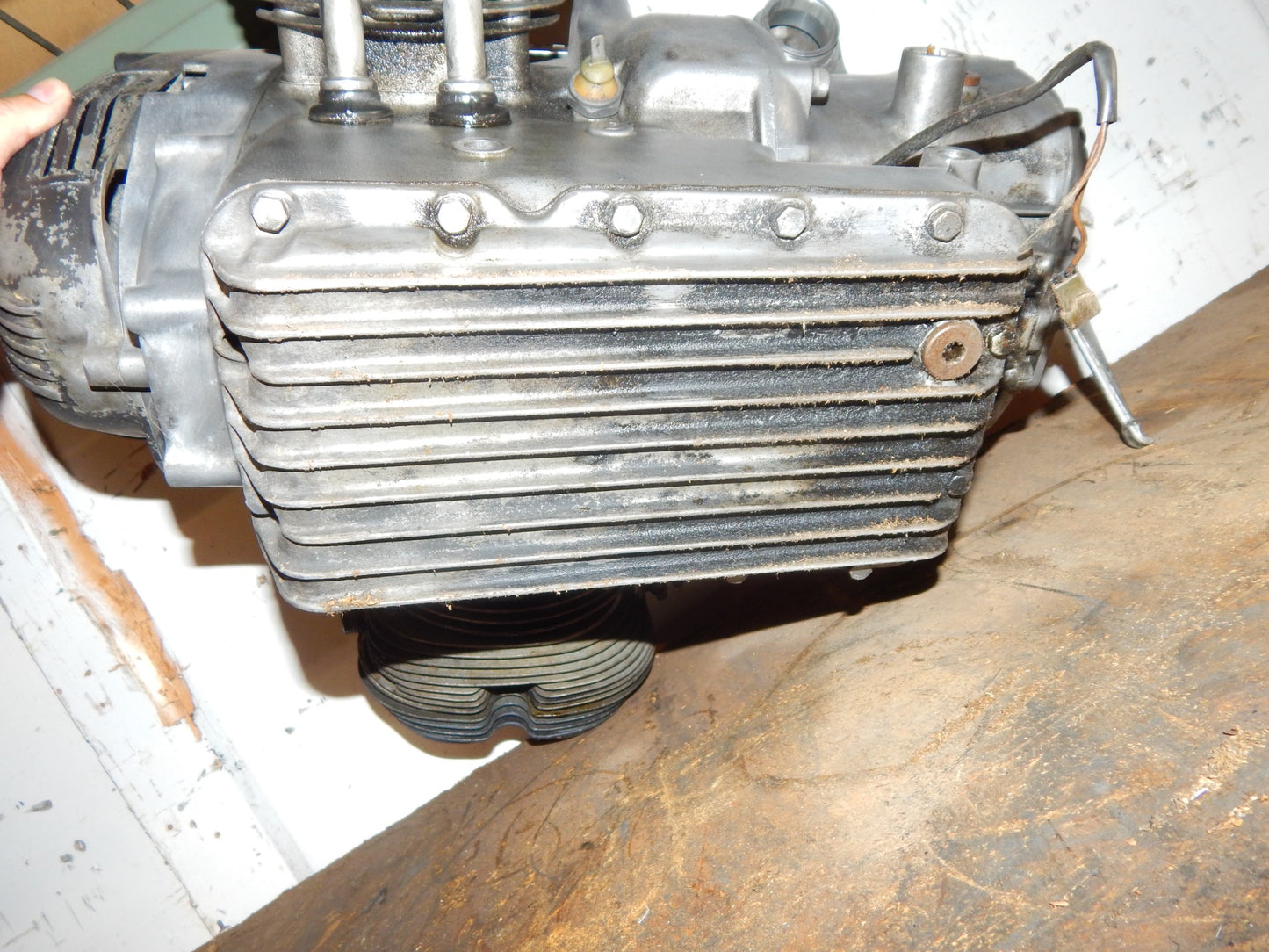 04/1974 BMW R75/6 U.S. ENGINE MOTOR 4910786 CRANCKASE CYLINDERS AIR HEAD BOXER - MotoRaider