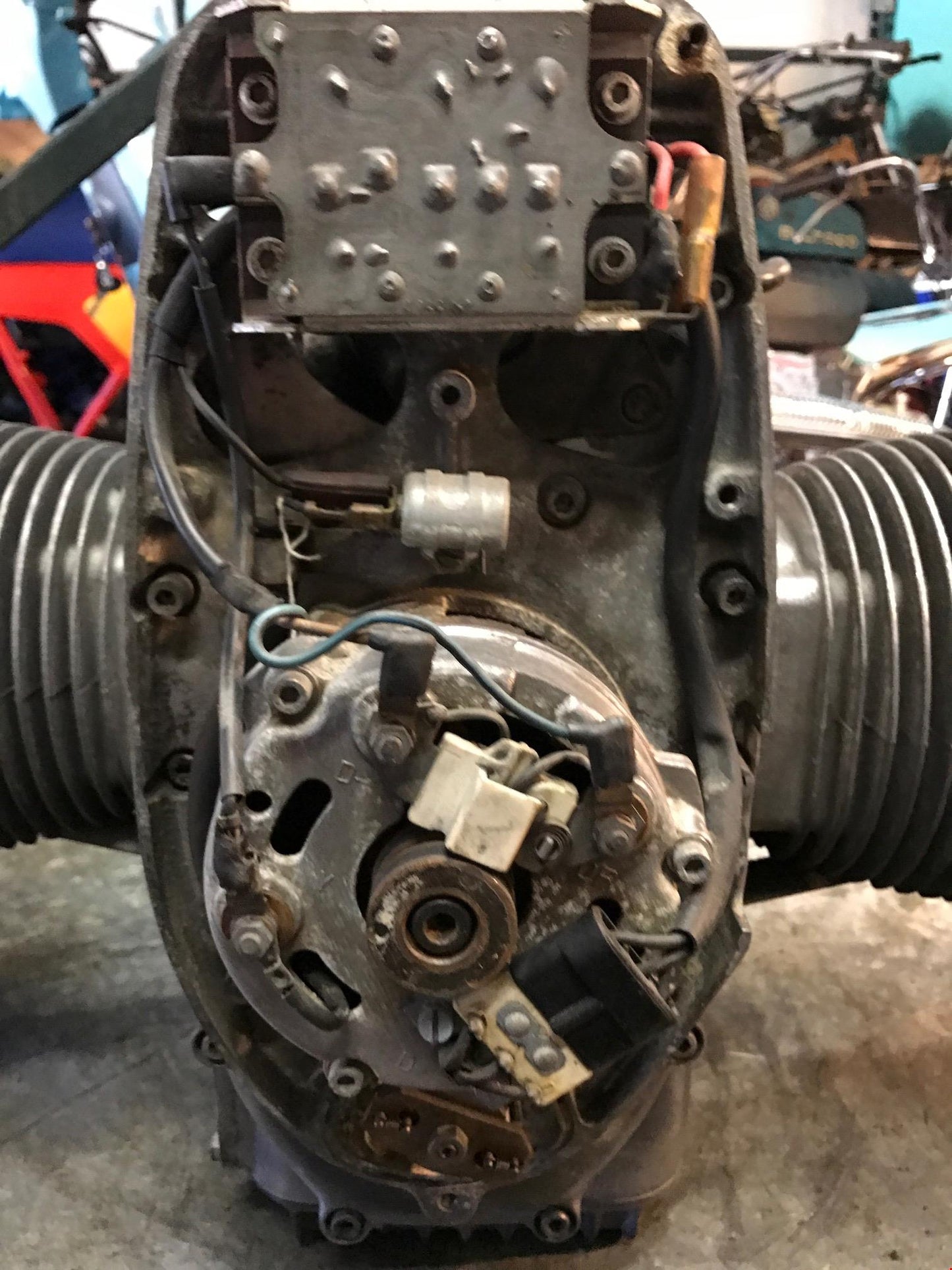 04/1974 BMW R75/6 U.S. ENGINE MOTOR 4910786 CRANCKASE CYLINDERS AIR HEAD BOXER - MotoRaider