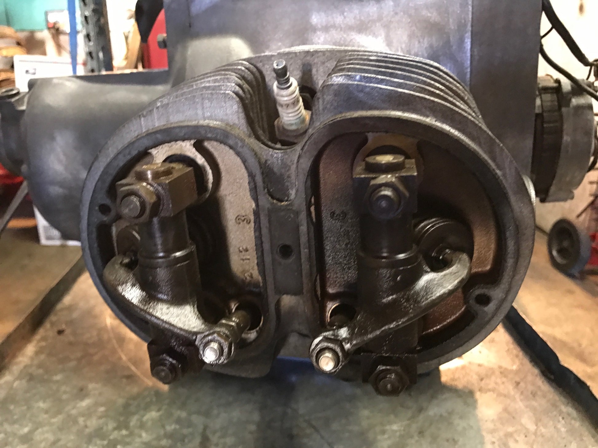 04/1974 BMW R75/6 U.S. ENGINE MOTOR 4910786 CRANCKASE CYLINDERS AIR HEAD BOXER - MotoRaider