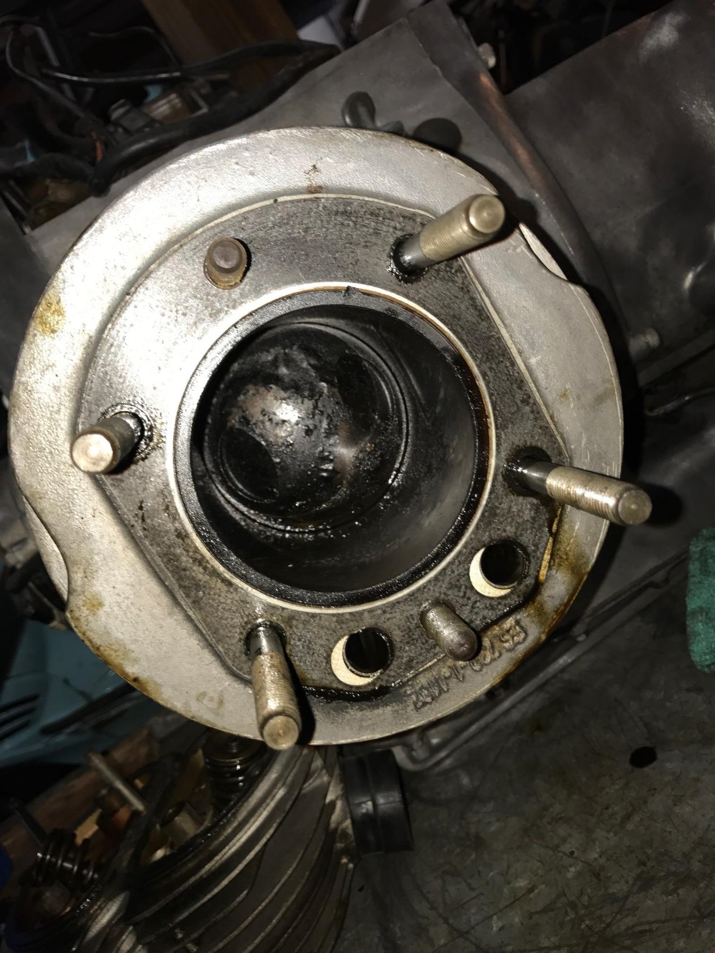 04/1974 BMW R75/6 U.S. ENGINE MOTOR 4910786 CRANCKASE CYLINDERS AIR HEAD BOXER - MotoRaider