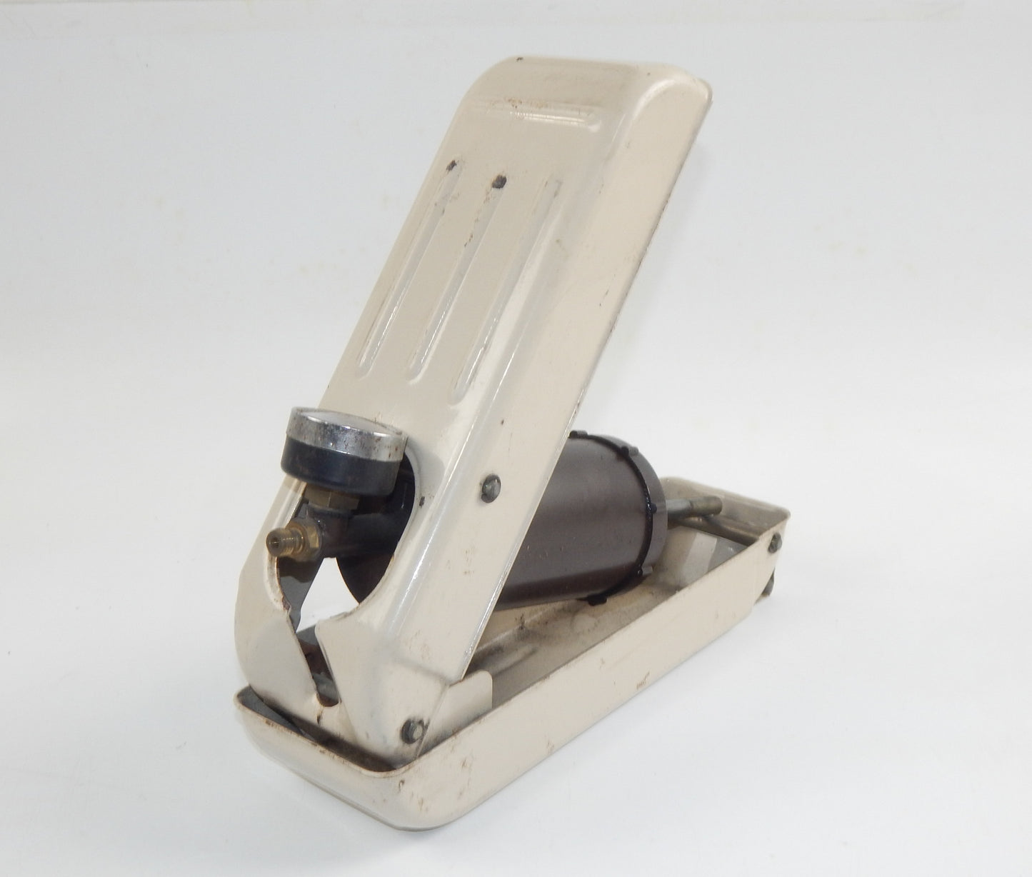 VINTAGE AIR FOOT MANUAL PUMP AUTOMOTIVE MOTORCYCLES CYCLES INFLATABLE METAL BODY - MotoRaider