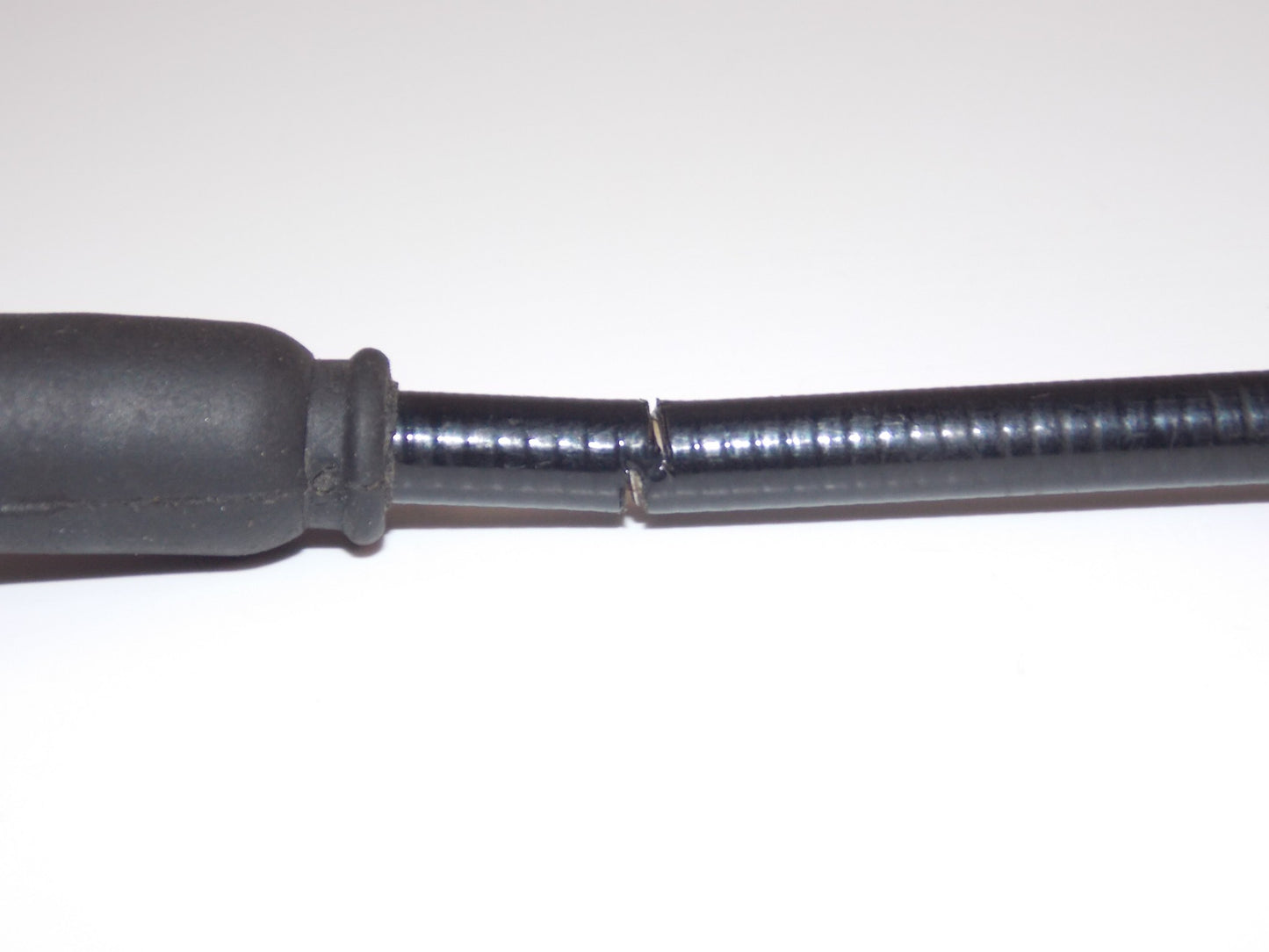 NOS OEM 1997 DUCATI 600 THROTTLE CONTROL CLOSING CABLE 65610132A - MotoRaider
