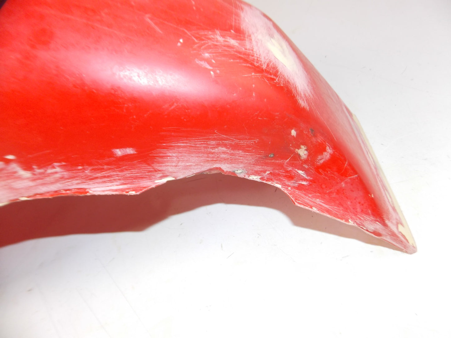 BETA VINTAGE MOTOCYCLE RED MOTOCROSS REAR FENDER 1979 250 L=30" W=91/2" - MotoRaider