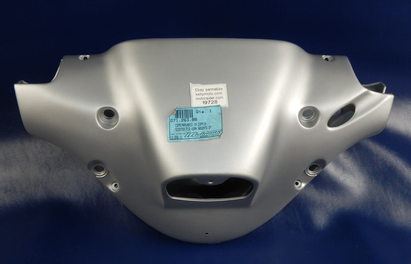 OEM MALAGUTI SCOOTER F15 HANDLEBAR COVER SET MATTE SILVER 071.263.88 07126388 - MotoRaider