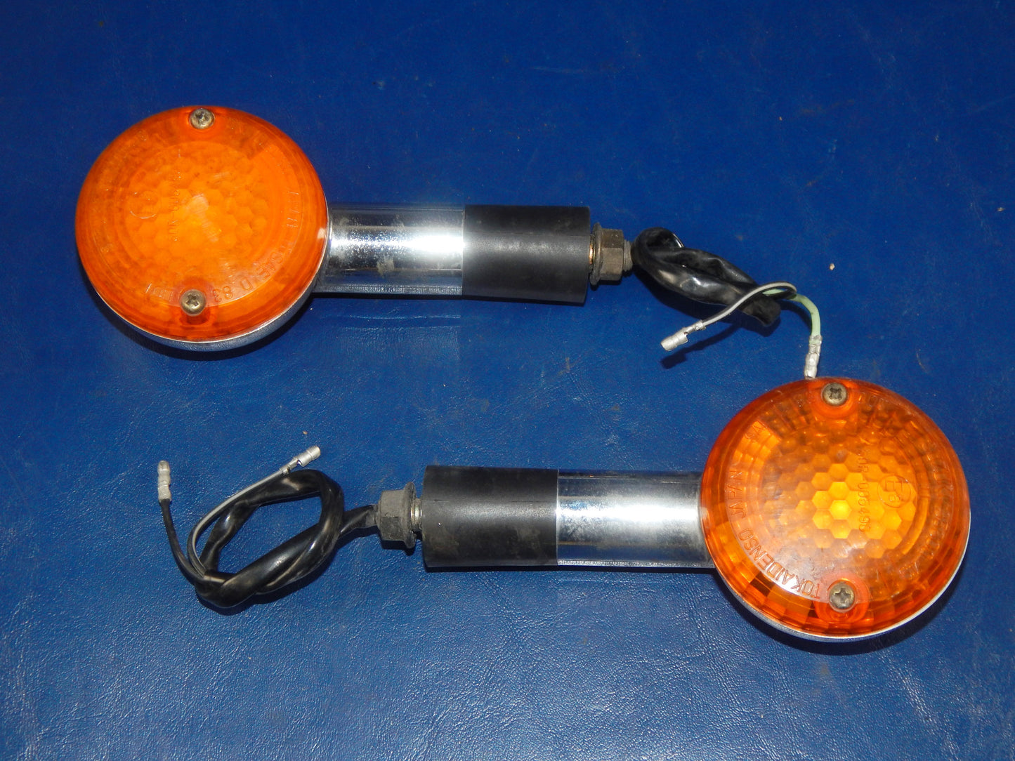 1993 SUZUKI BANDIT GSF400 TOKAIDENSO TURN SIGNAL RH LH FRONT REAR BLINKER - MotoRaider
