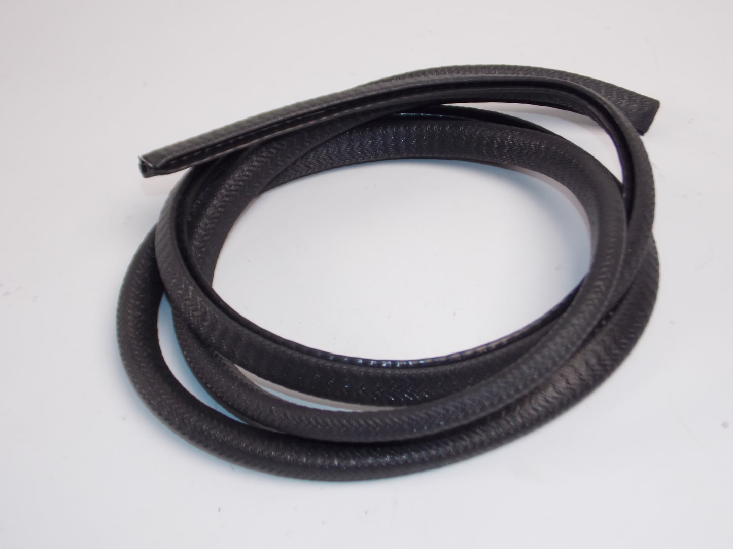 OEM LAVERDA WIND SHIELD SCREEN FAIRING RUBBER EDGE PROTECTOR L=64" - MotoRaider