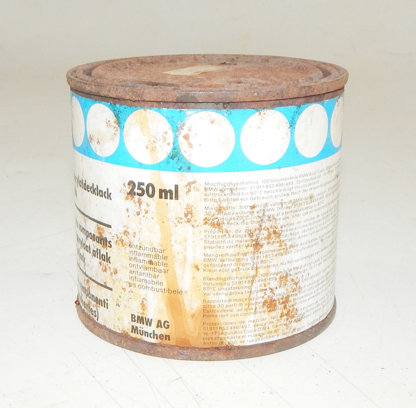 OEM BMW PAINT CAN 250ml ACRYLIC VARNISH BMW 086 BLACK (SCHWARZ) 51911853412 - MotoRaider