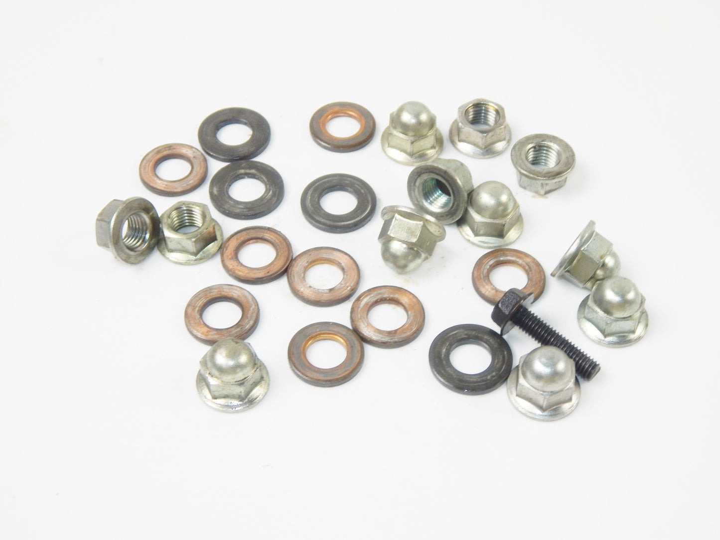 1986 SUZUKI GSXR 750 MOTOR ENGINE HEAD BOLT NUTS+COPPER WASHERS VINTAGE - MotoRaider