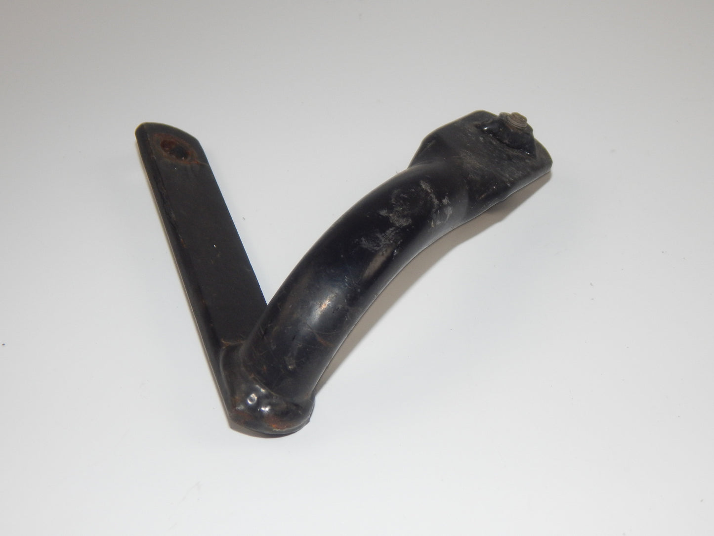 1986 KAWASAKI GPX 750-R FRAME CHASSIS TAIL SECTION LEFT BRACKET MOUNT VINTAGE - MotoRaider