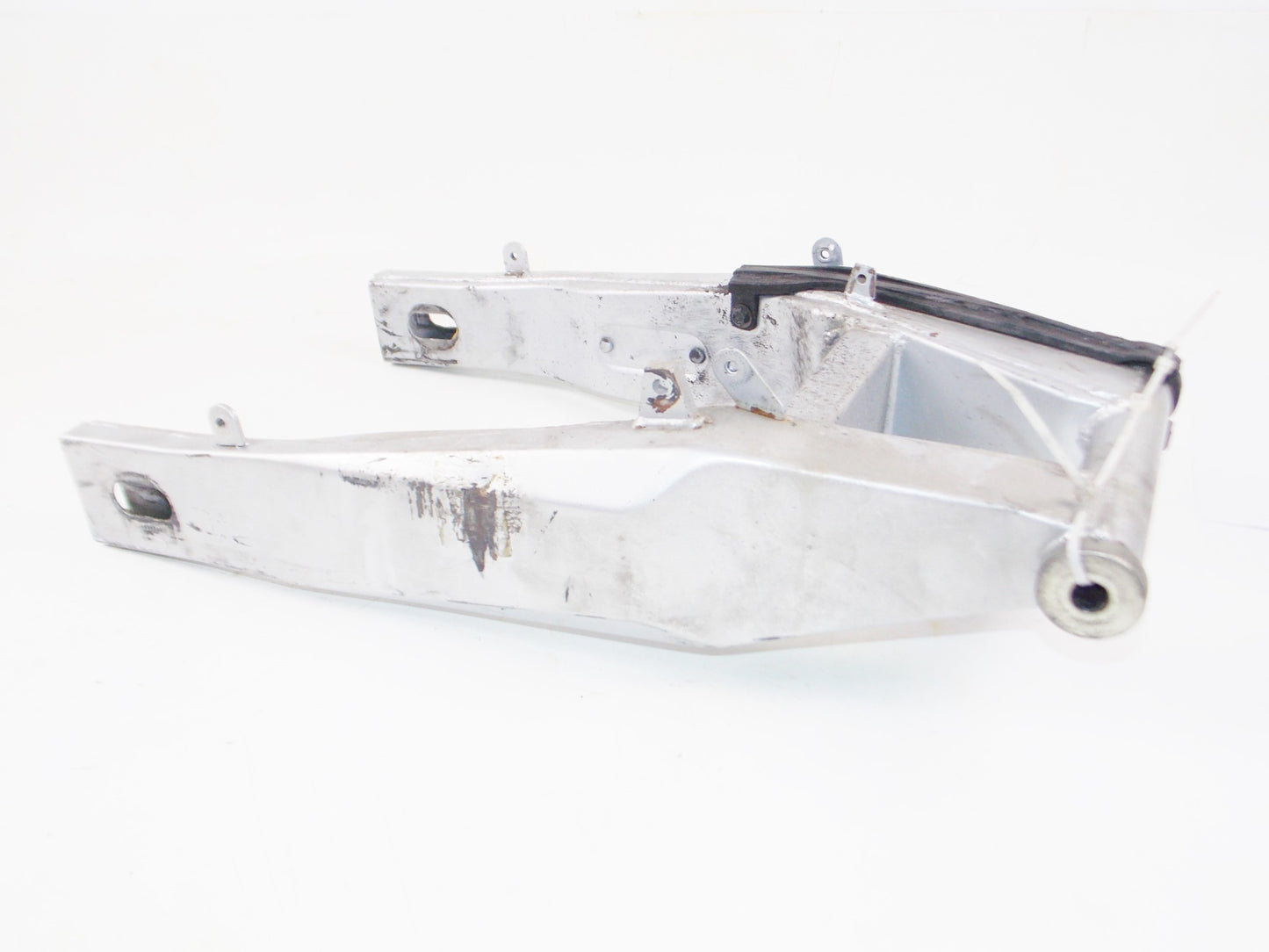 1994-1995 YAMAHA FRZ R600 FRAME CHASSIS SWINGARM - MotoRaider