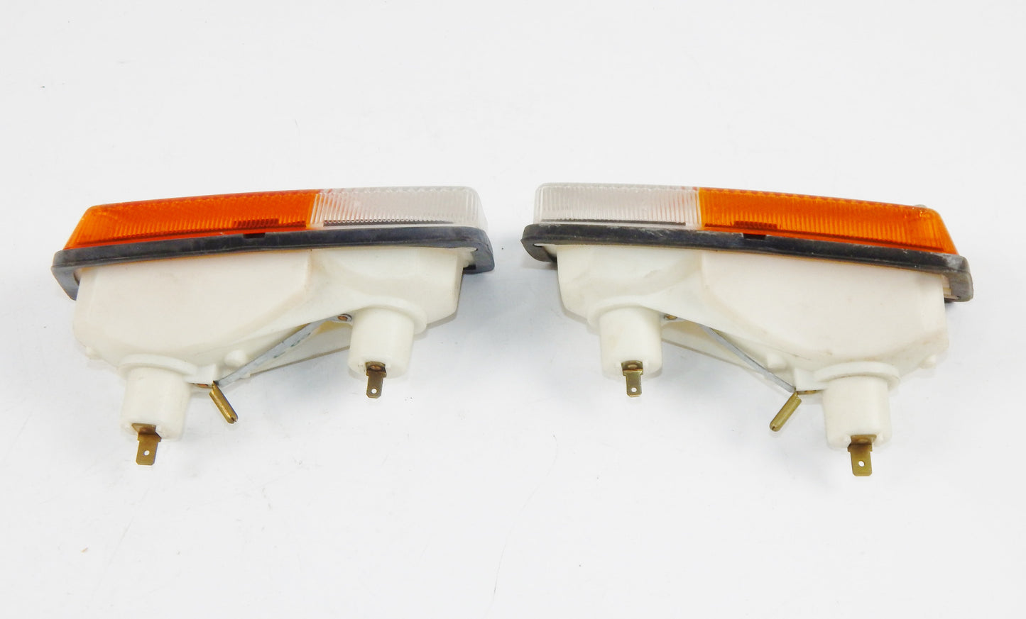 NOS 1970's RENAULT R5 LECAR FRONT MARKER LIGHT TURN SIGNAL RH LH SEIMA 11162711 - MotoRaider