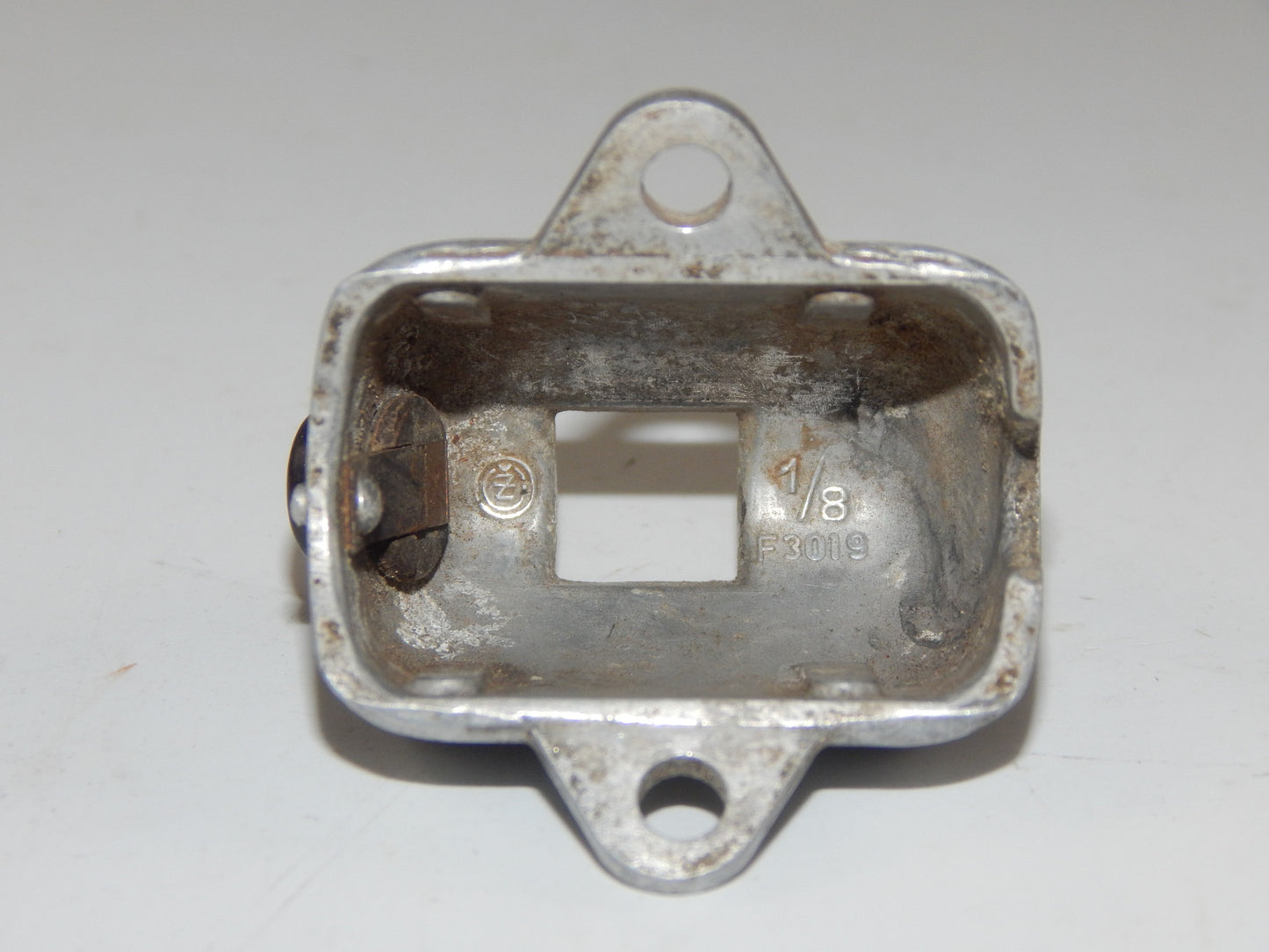 VINTAGE CZ MOTORCYCLE HANDLEBAR SWITCH COVER 1/8 F3019 ALUMINUM JAWA - MotoRaider