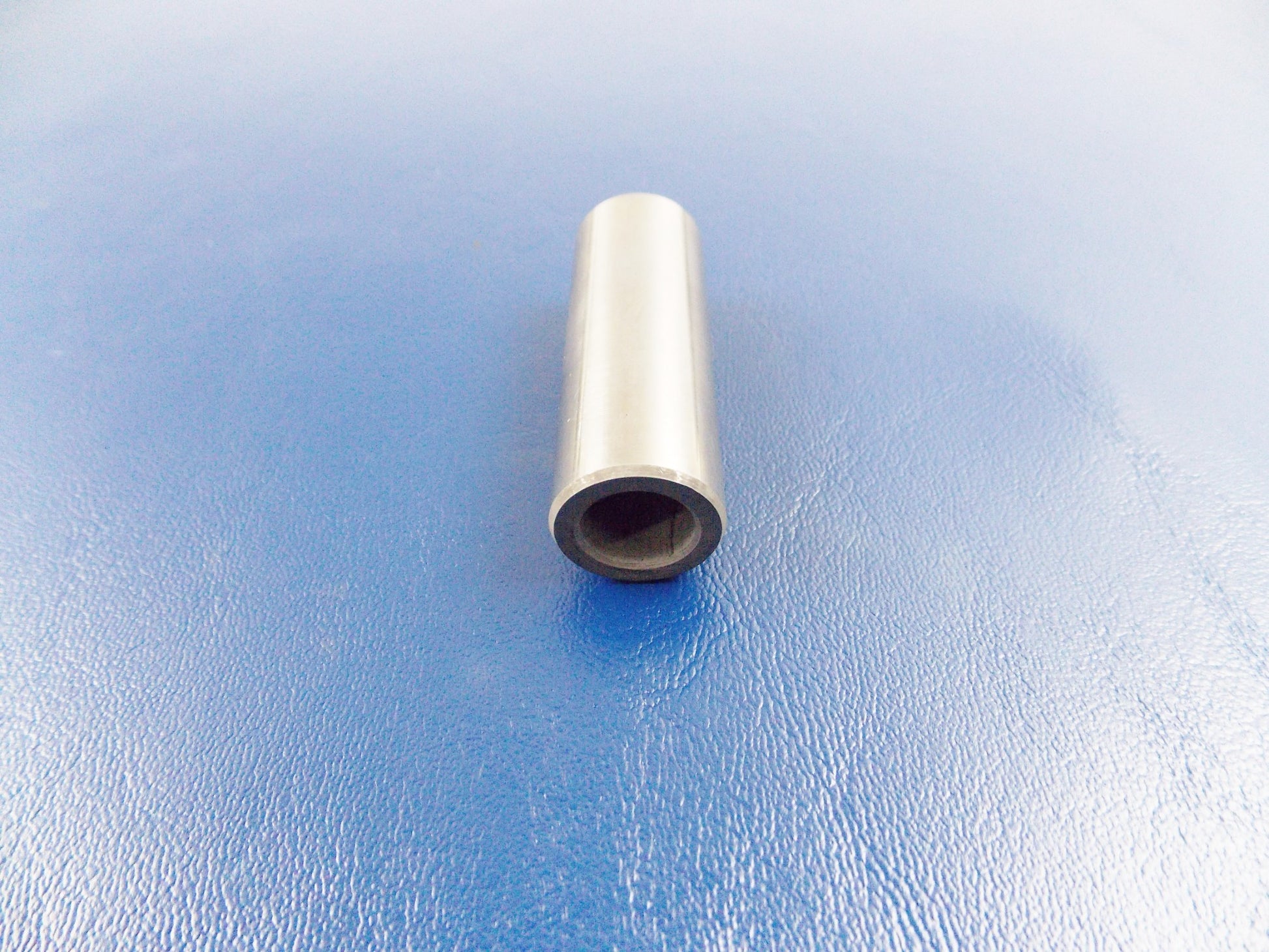 NOS OEM 1991-98 2004-06 HONDA CBR600 CB600 PISTON PIN  13111-MAL-600 - MotoRaider