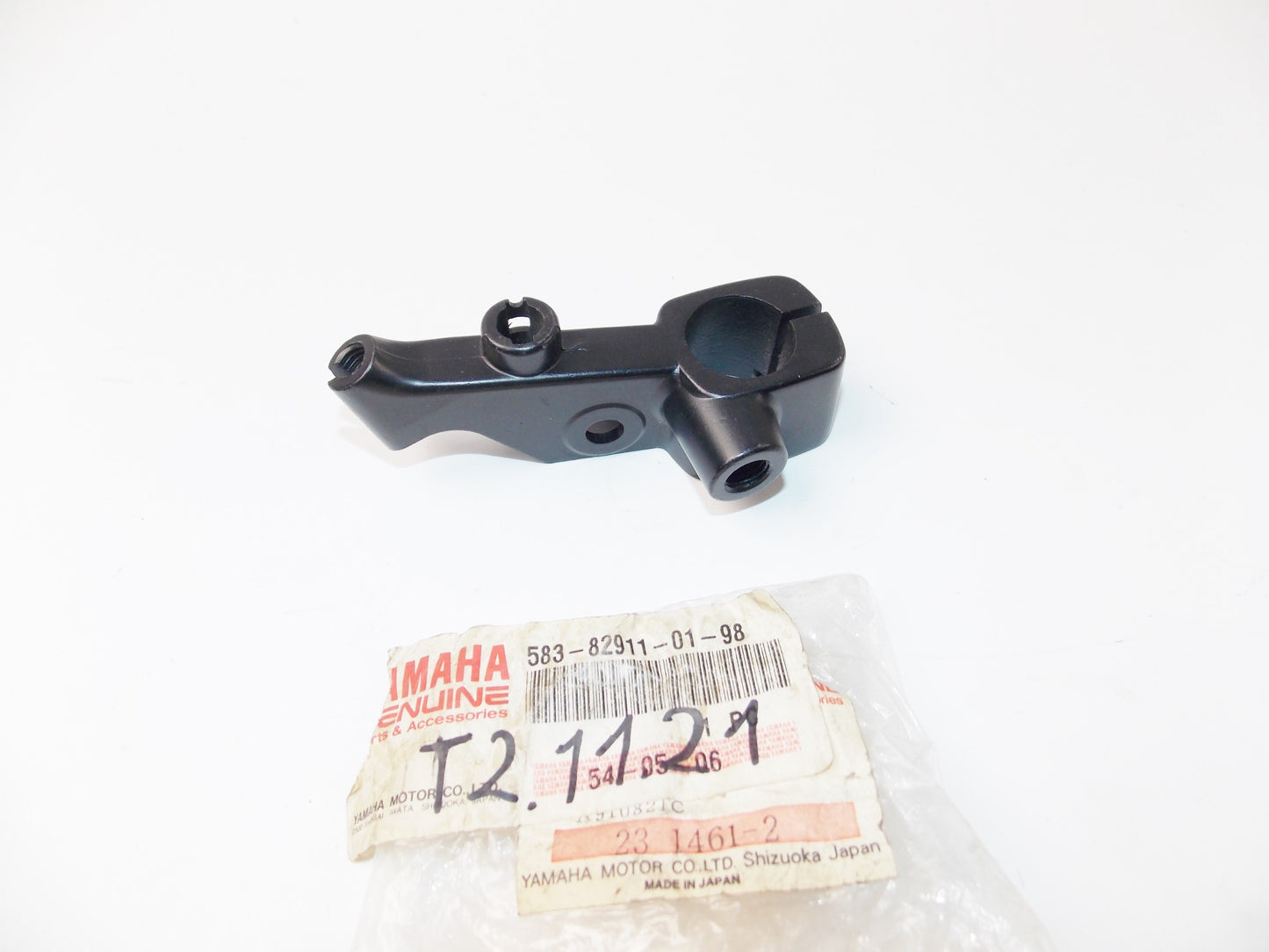 NOS OEM YAMAHA 1978-1985 SR400 | 1985-1991 SR500 HOLDER, LEVER 1 583-82911-01-98 - MotoRaider