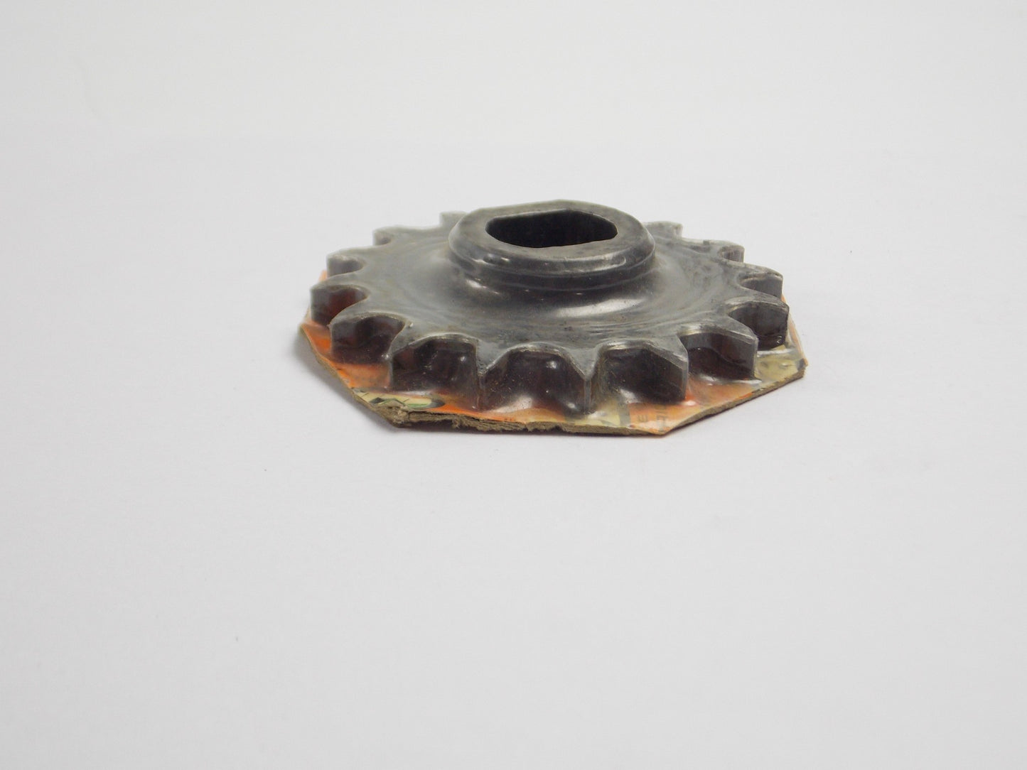 OEM LAVERDA MOTOR FRONT DRIVE COUNTER SPROCKET 16 TEETH 41211087 - MotoRaider