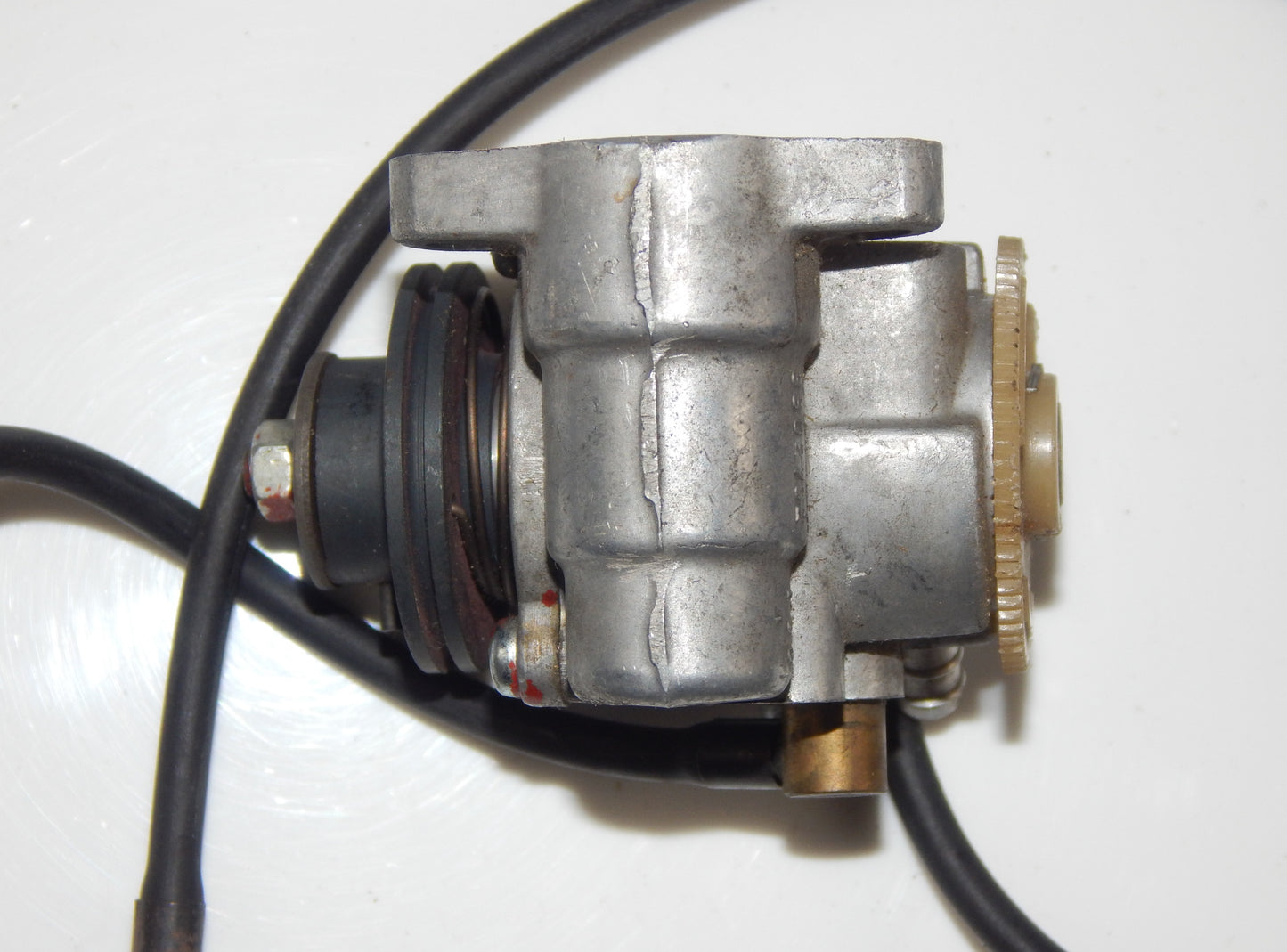 OEM YAMAHA 1991 DT125R OIL PUMP ASSY USPAT 3302752 ISO 3MB-13101-01 - MotoRaider