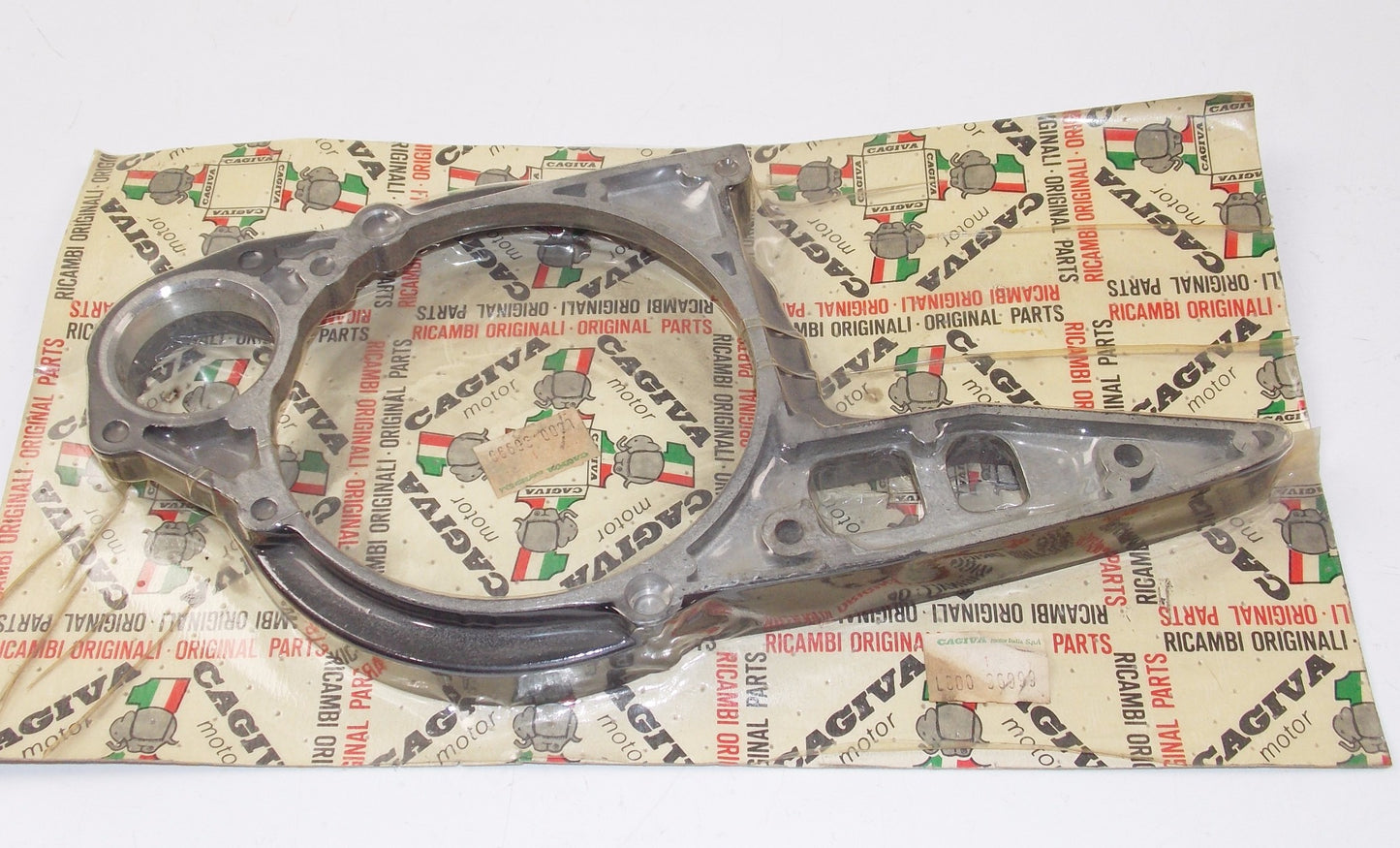 NOS OEM CAGIVA 1984 ALETTA ELECTRA ELECTRIC STARTER FLANGE COVER L80036999 - MotoRaider