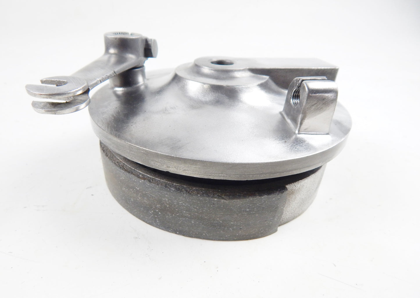 1970 GILERA 125 GIUBILEO FRONT WHEEL HUB BRAKE SHOES PLATE VINTAGE ITALY - MotoRaider