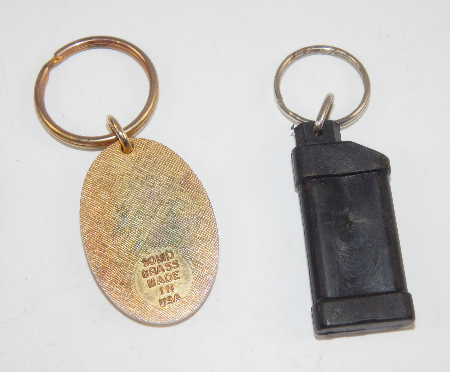 MIX VINTAGE KEY CHAIN FOB WALKER SYNTEC AMC ALASKA FIRESTONE MOBIL VODKA MOBIL - MotoRaider