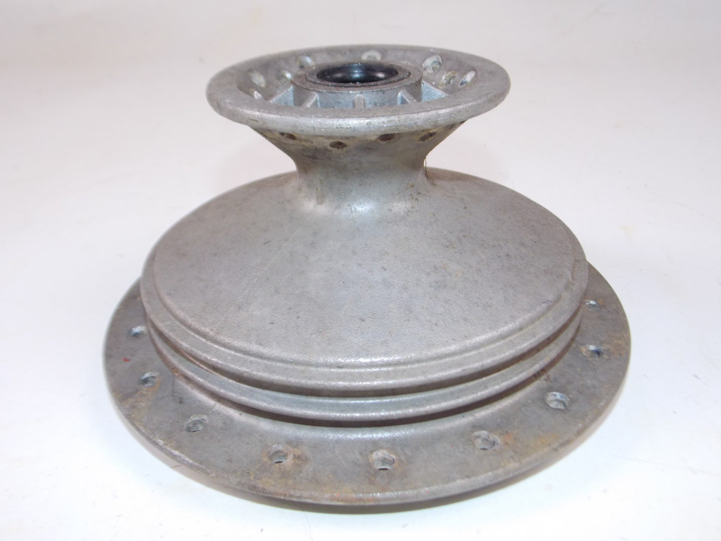 VINTAGE MOTORCYCLE GRIMECA FRONT WHEEL HUB OD=200mm BETA GILERA SIMONINI TGM MAV - MotoRaider
