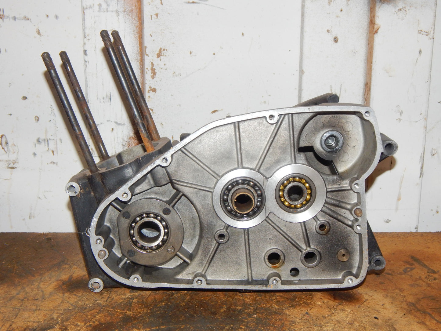 1973 HUSQVARNA 250 WR RT CENTER CRANK CASES ENGINE MOTOR 2026 VINTAGE - MotoRaider