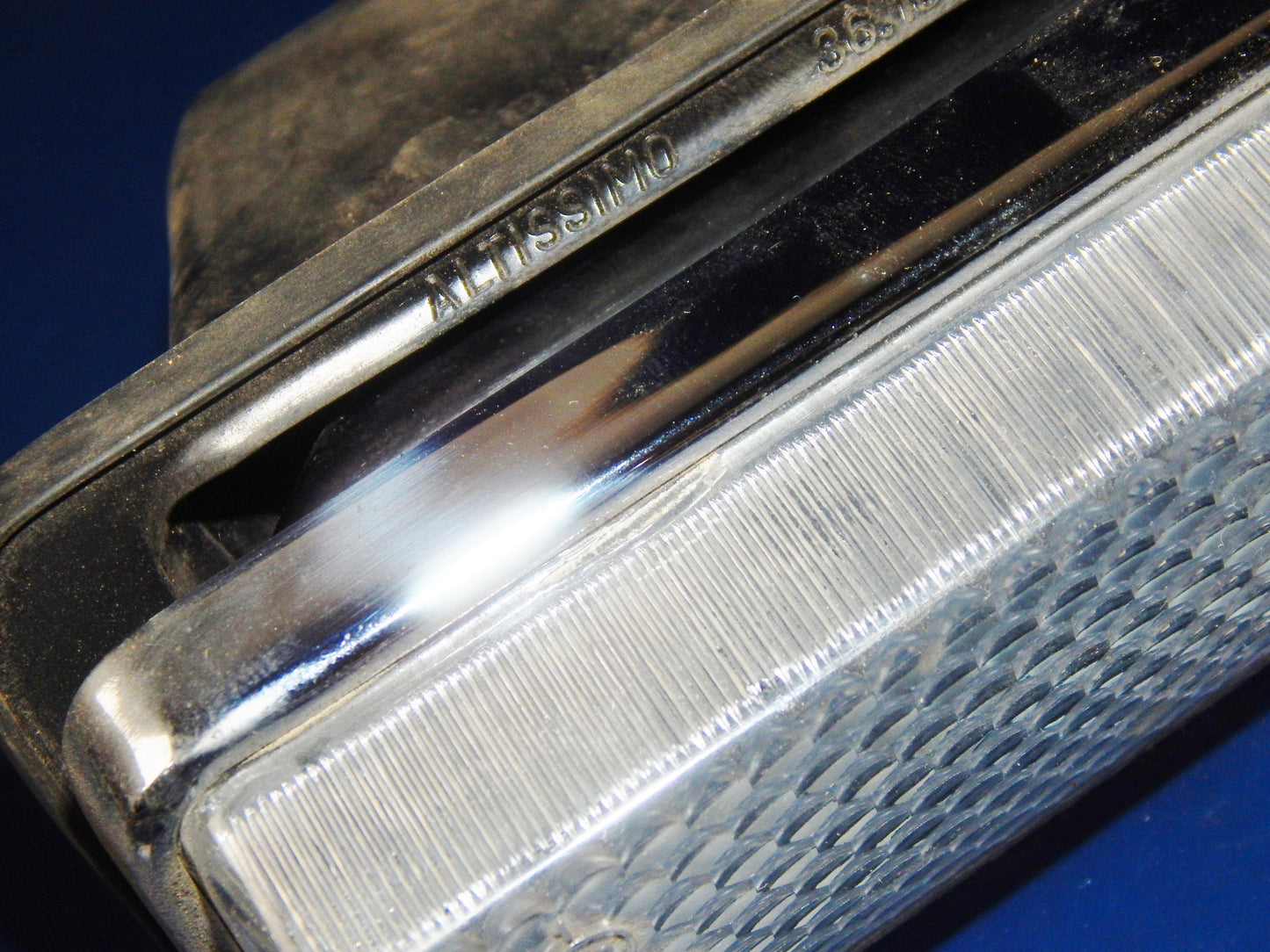 NOS 1970's AUTOBIANCHI A112 FRONT LEFT LIGTH SIGNAL ALTISSIMO 10.5812 VINTAGE - MotoRaider