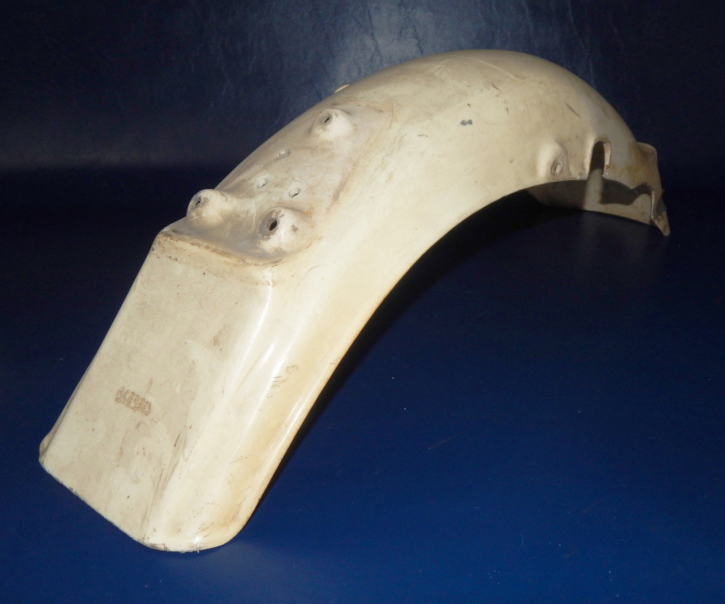 ACERBIS MUDGUARD REAR FENDER WHITE PLASTIC L=31.25" VINTAGE ENDURO BETA FANTIC - MotoRaider