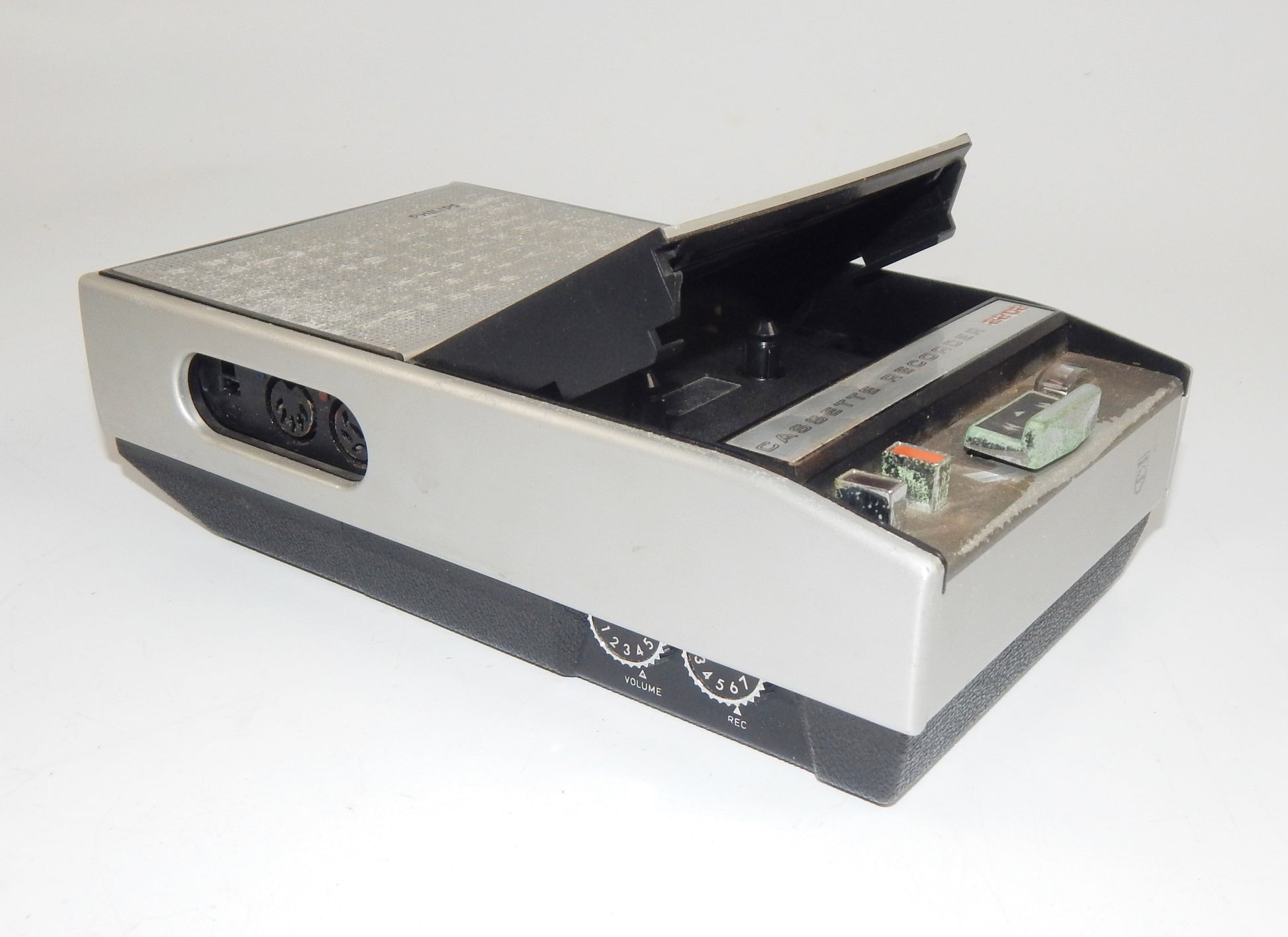 1970's PHILLIPS CASSETE RECORDER PLAYER 2202 TAPE SPEED 4.75 cm/s MICHROPHONE - MotoRaider