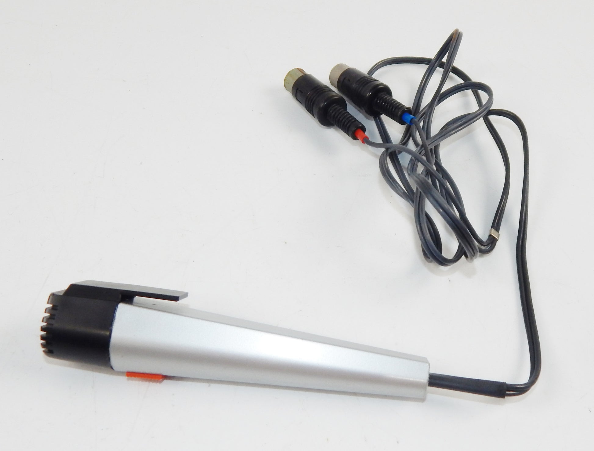 1970's PHILLIPS CASSETE RECORDER PLAYER 2202 TAPE SPEED 4.75 cm/s MICHROPHONE - MotoRaider