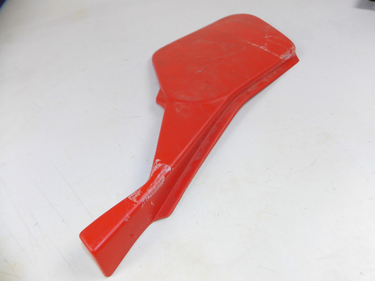 VINTAGE BETA 1983 CR 250 FRAME CHASSIS RH PLASTIC COVER RED PANEL MOTOCROSS - MotoRaider