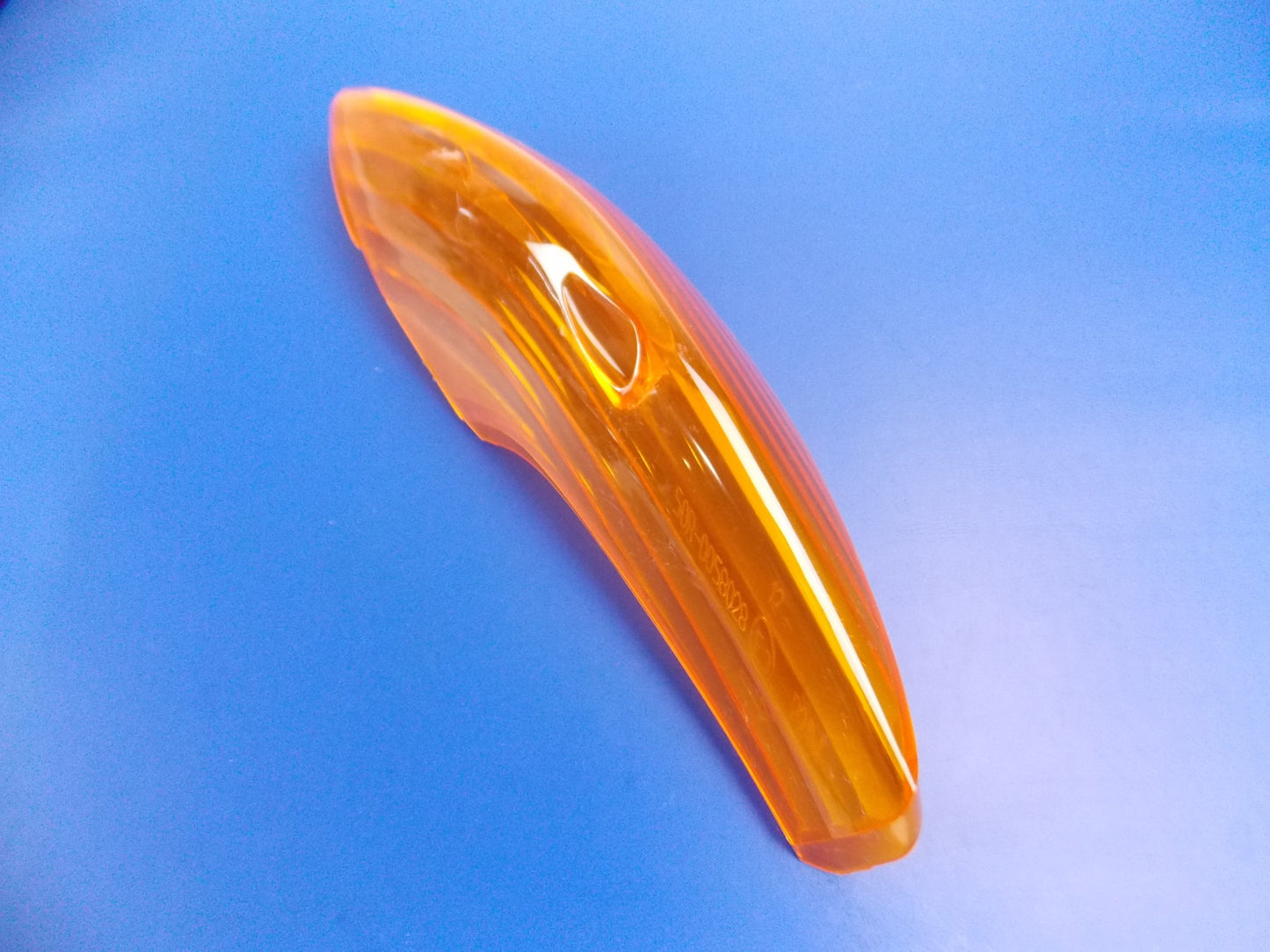 OEM HONDA 2000-03 NES125 150 TAIL LIGHT RR RT FLASHER LENS AMBER 33602-KGF-900 * - MotoRaider