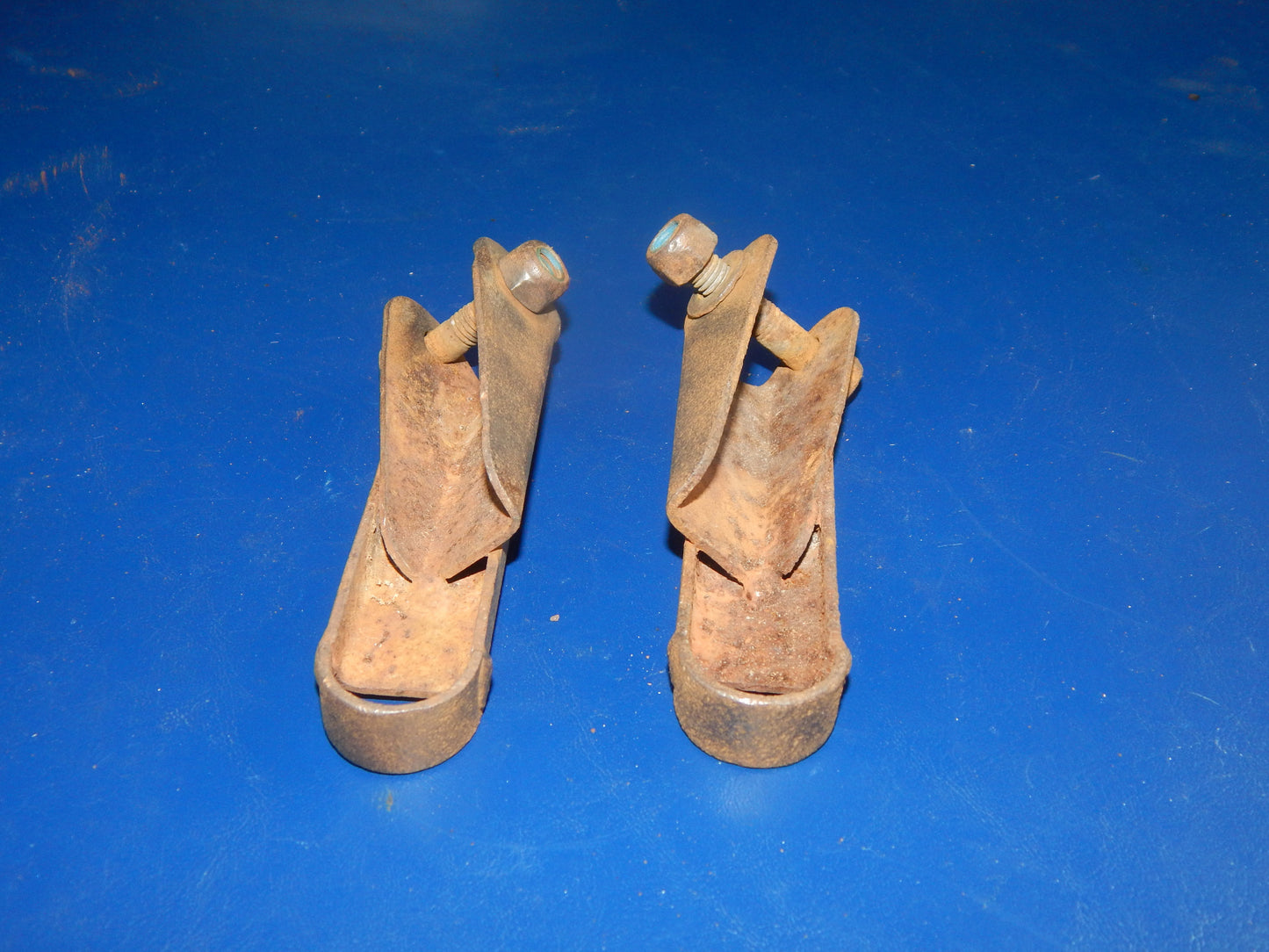 1971-75 PENTON KTM 125 250 FRAME CHASSIS FOOT PEG STAND STAY RIGHT LEFT VINTAGE - MotoRaider