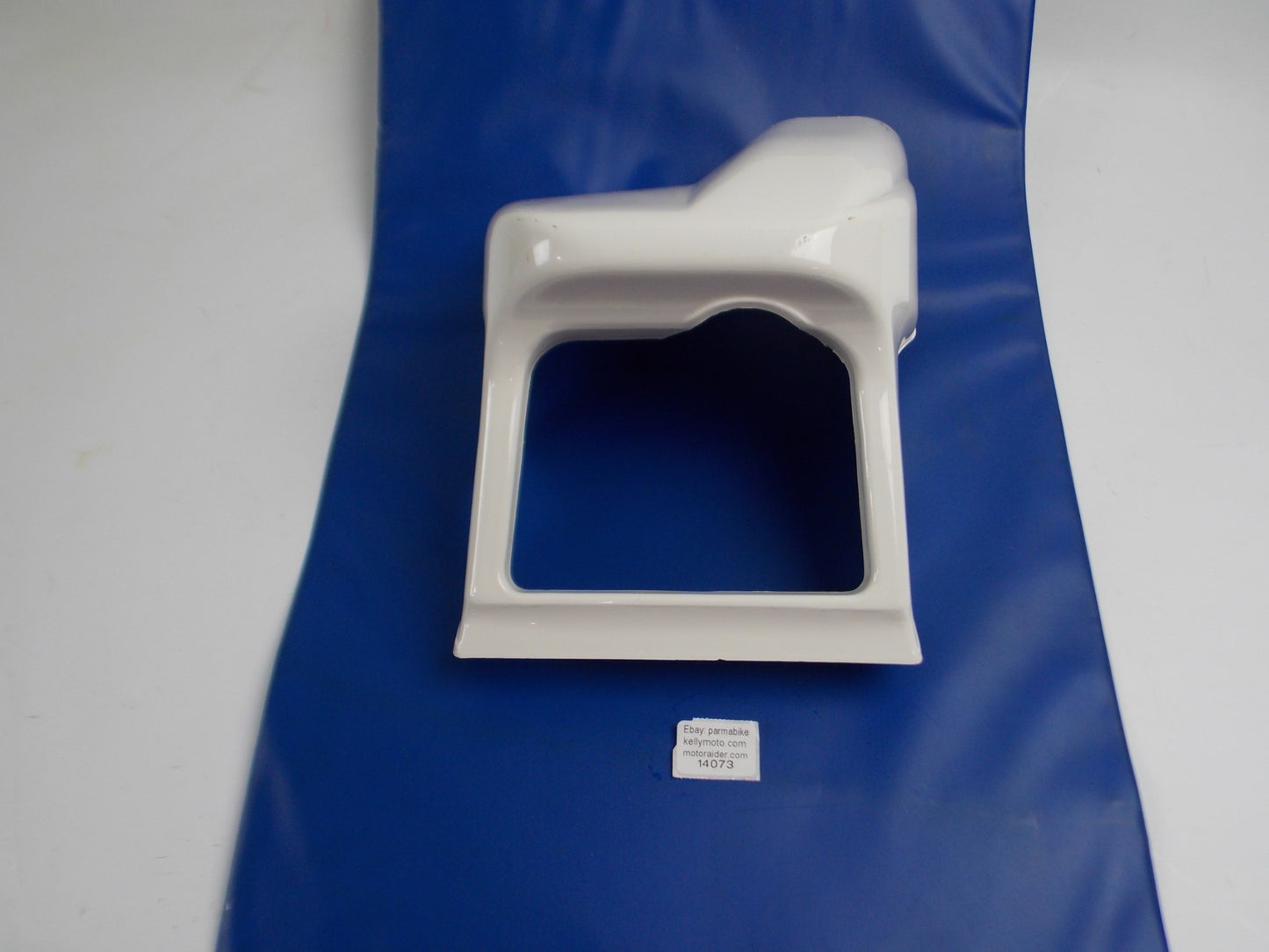 OEM LAVERDA LB1 125 SPORT UNDER MOTOR BELLY PAN COVER FAIRING WHITE 61922570 - MotoRaider
