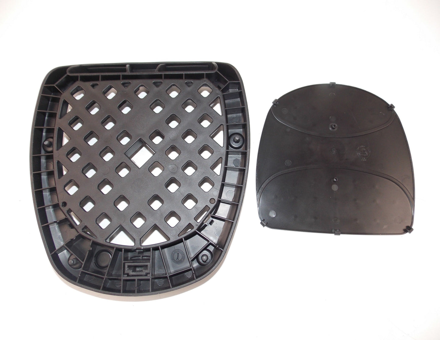 NOS OEM MALAGUTI SCOOTER LUGGAGE CARRIER MOUNTING RACK FOR TOP CASE 35 LITER - MotoRaider