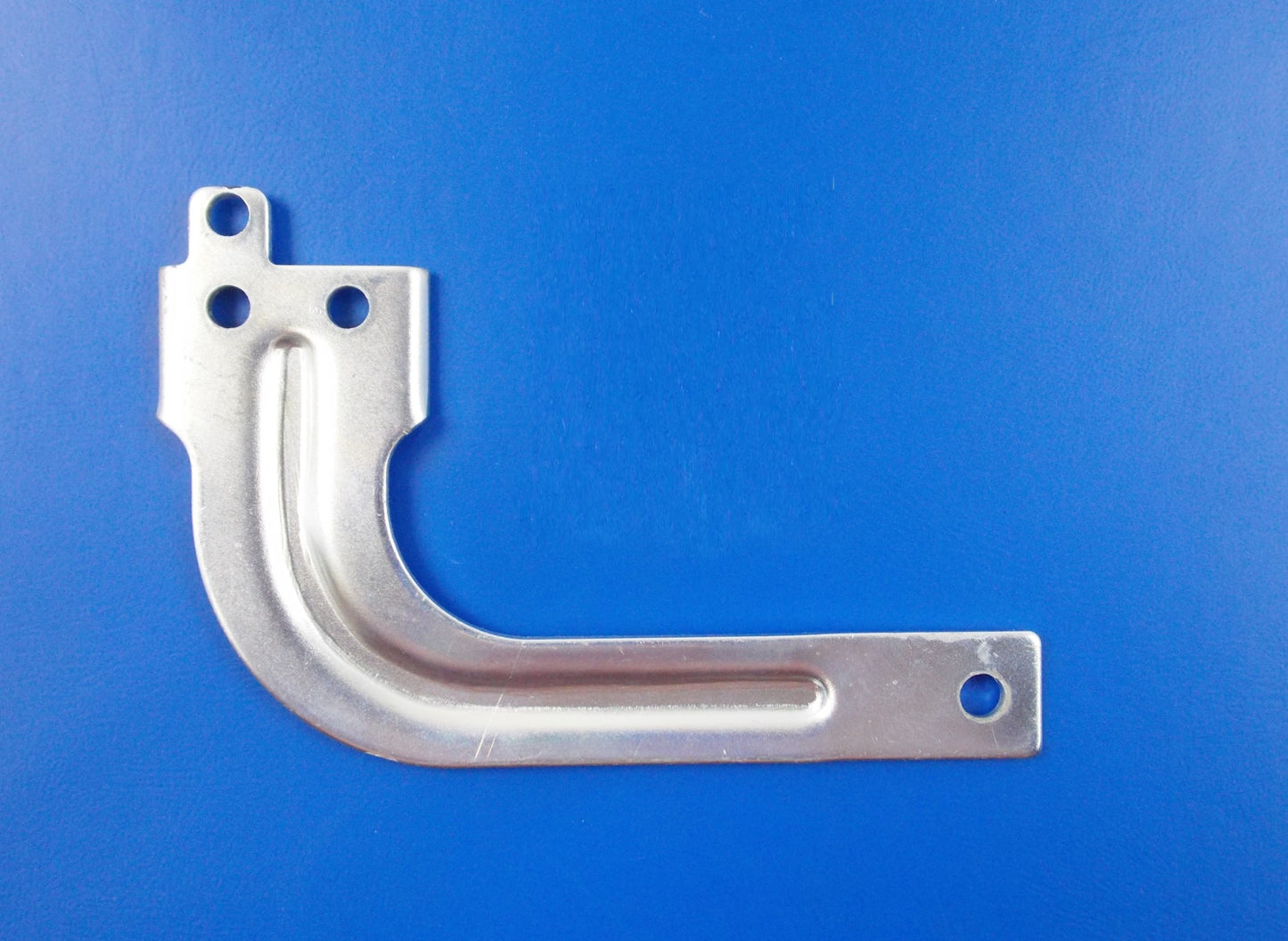 NOS OEM PIAGGIO DERBI 2009-2010 GPR 50 / 125 2011 | 2013 GPR 50 BRACKET 865089 - MotoRaider