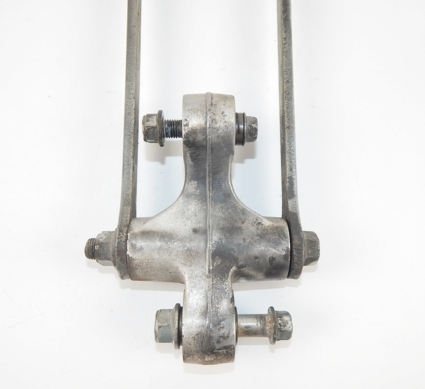 1994 SUZUKI BANDIT GSF400 REAR SHOCK CUSHION LINKCAGE LEVER SET CPL. 62600-33871 - MotoRaider