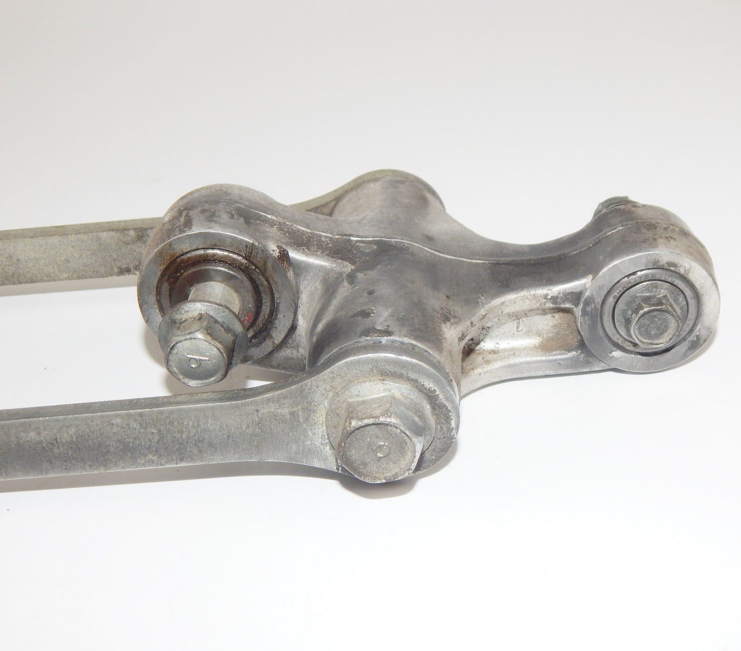 1994 SUZUKI BANDIT GSF400 REAR SHOCK CUSHION LINKCAGE LEVER SET CPL. 62600-33871 - MotoRaider