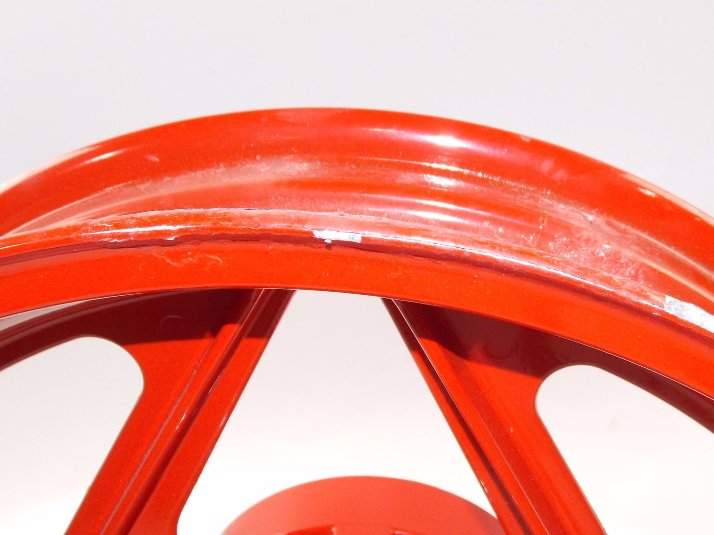 CAGIVA 1987-92 FRECCIA 125 17"x3.00 ALLOY DELTA SPOKE RED RIM GRIMECA 80A053669 - MotoRaider