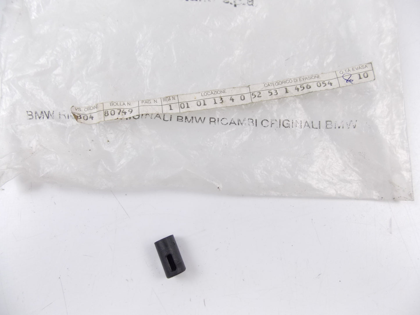 NOS OEM BMW K 100 84-87 | K 75 RT 90-95 BUSHING BATTERY COVER 52531456054 - MotoRaider