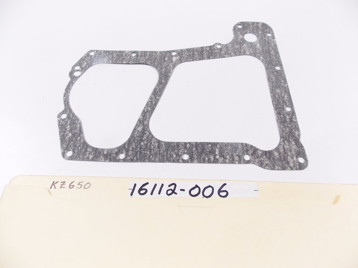 NOS OIL PAN GASKET KAWASAKI 1977-1980 KZ650 | 1980-1981 KZ750 16112-006 - MotoRaider