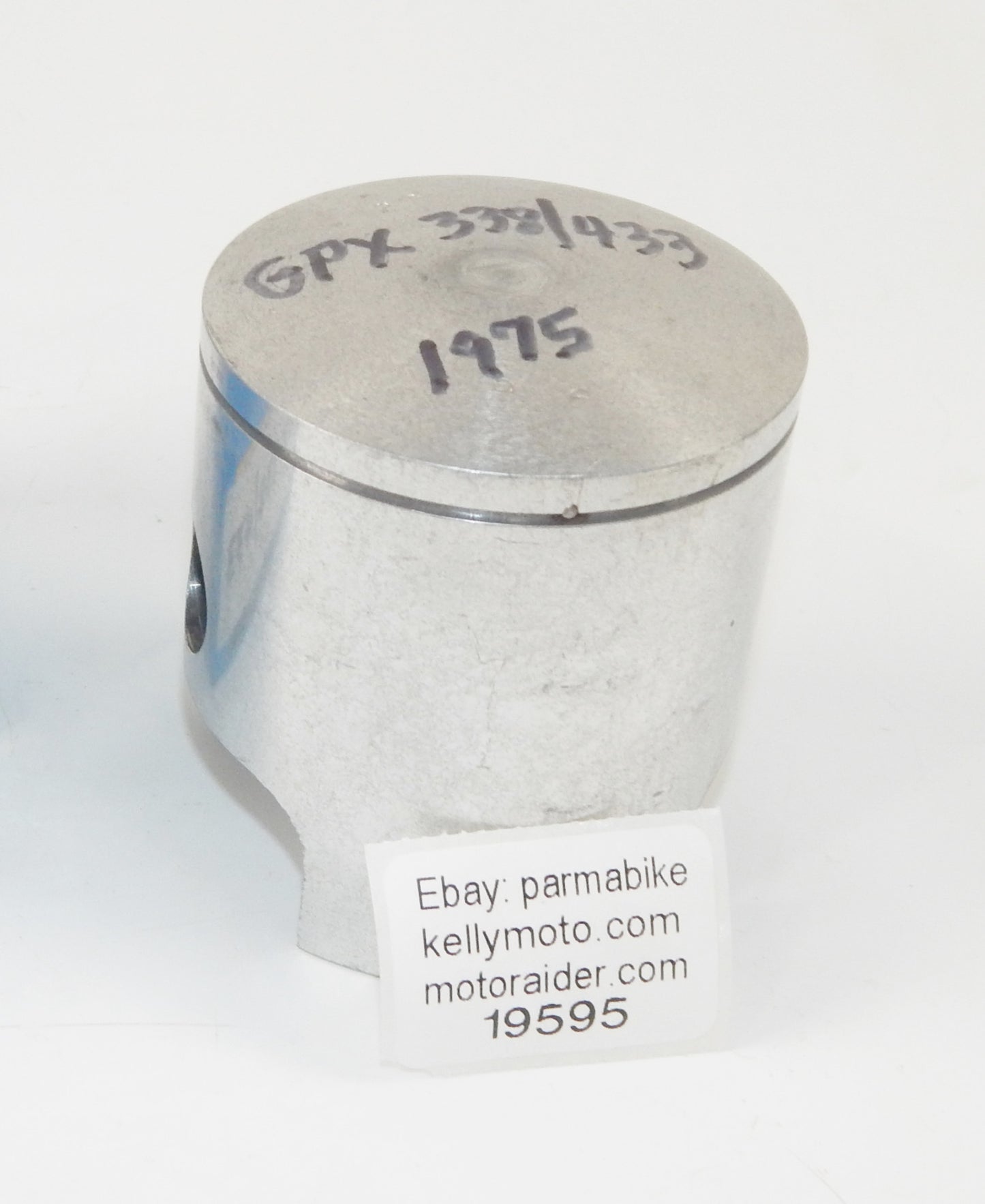 OEM 1975 YAMAHA SNOWMOBILE GPX338 GPX433 PISTON 68 mm VINTAGE - MotoRaider