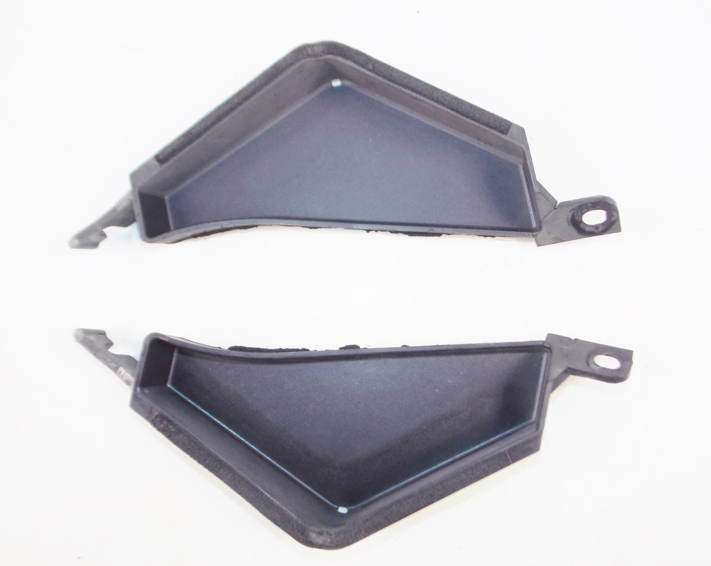 1994-1995 YAMAHA FZR 600R INNER FAIRING COWL PANELS 4JH-28397-00 | 4JH-28396-00 - MotoRaider