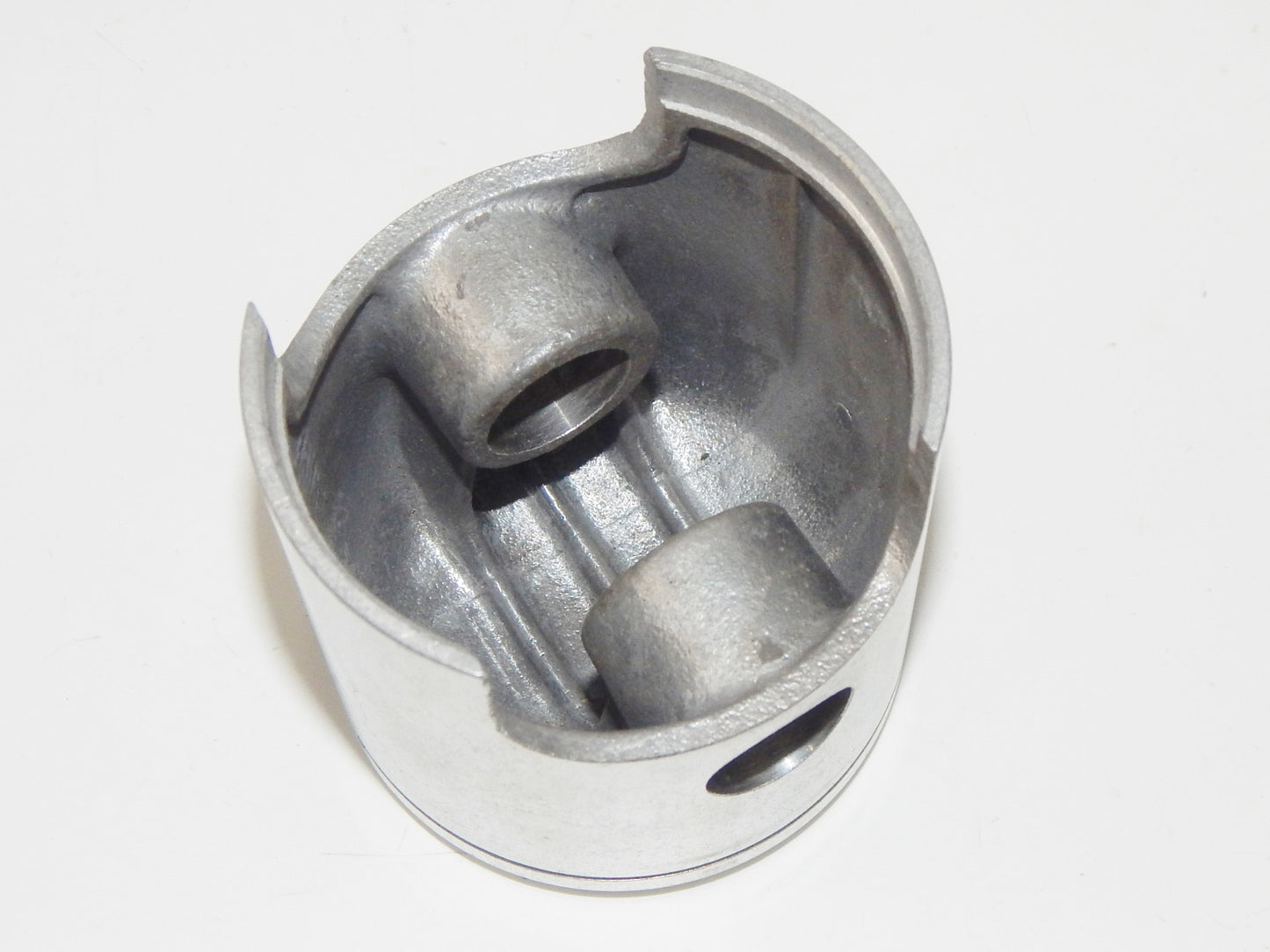 OEM 1975 YAMAHA SNOWMOBILE GPX338 GPX433 PISTON 68 mm VINTAGE - MotoRaider