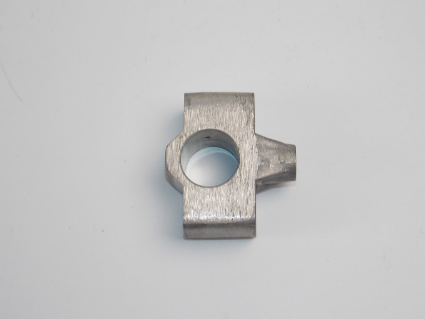 NOS OEM LAVERDA 1200 MOTOR ENGINE CAMSHAFT SUPPORT BRACKET BLOCK MOUNT 21103350 - MotoRaider