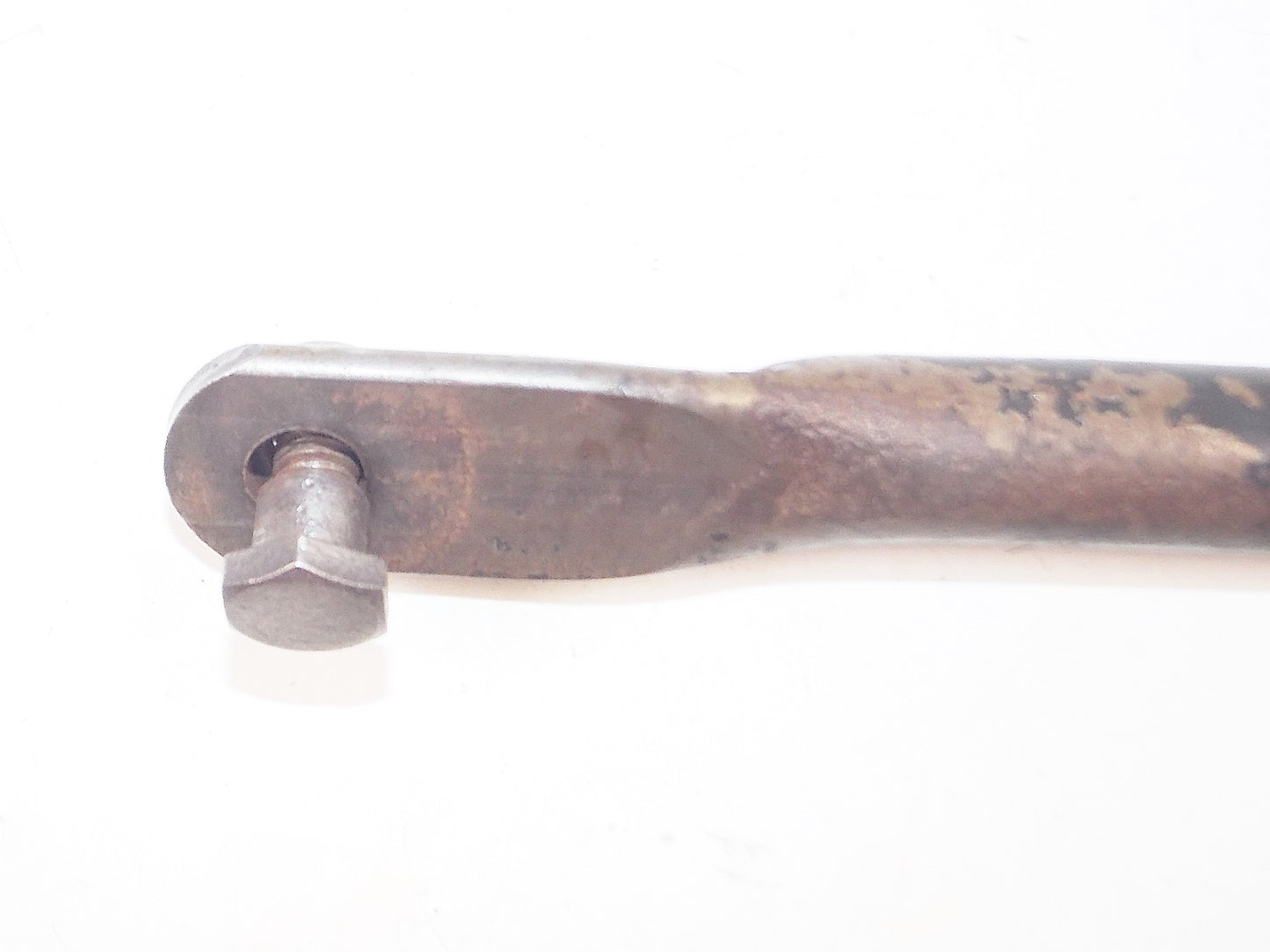 1980 YAMAHA XT500 REAR WHEEL BRAKE PLATE STAY ARM ANCHOR VINTAGE - MotoRaider