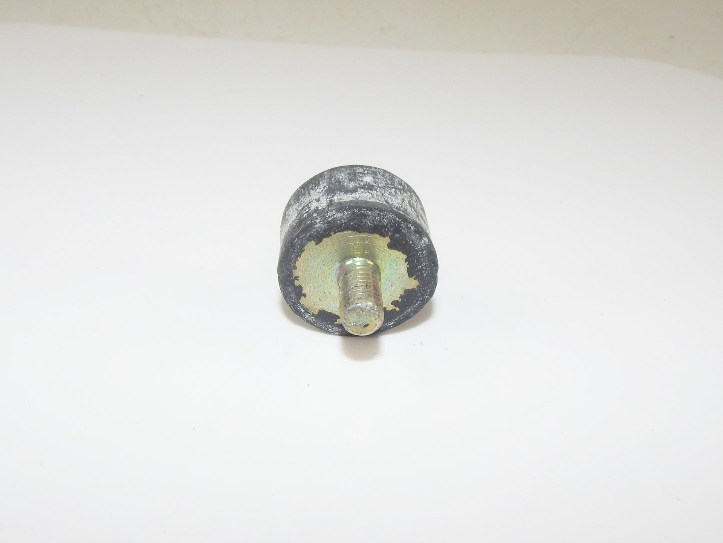 OEM SACHS HERCULES DKW 1977 GS FUEL TANK FRONT RUBBER ANTIVIBRANT 9279-947-103 - MotoRaider