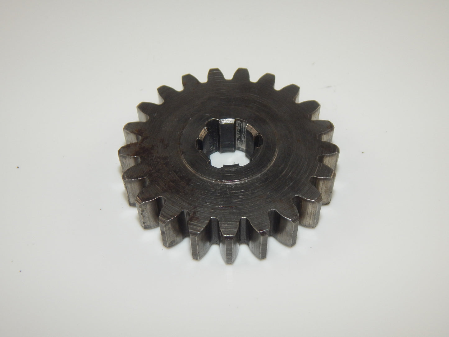 1972 HUSQVARNA MOTORCYCLE TRANSMISSION DRIVE GEAR WHEEL HQV-72 HOLE D=17mm 21T - MotoRaider