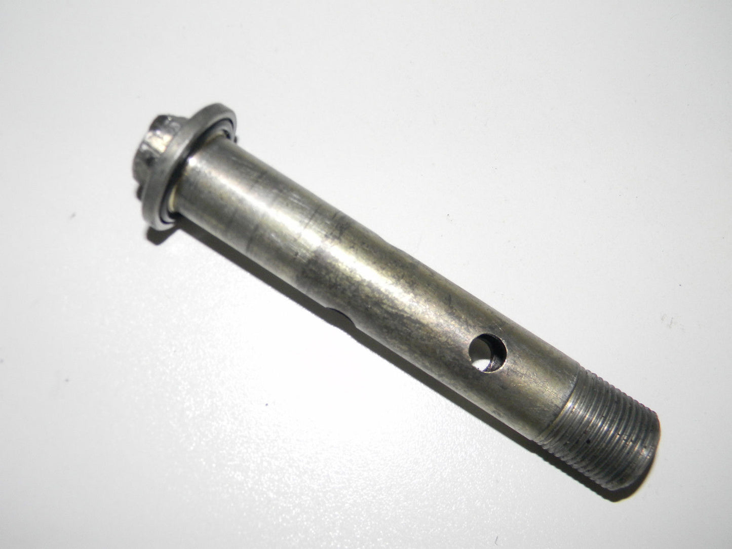 1976 - 79 Kawasaki KZ1000 MOTOR OIL FILTER HOUSING KZ 1000 KZ900 900 Z1 crank - MotoRaider