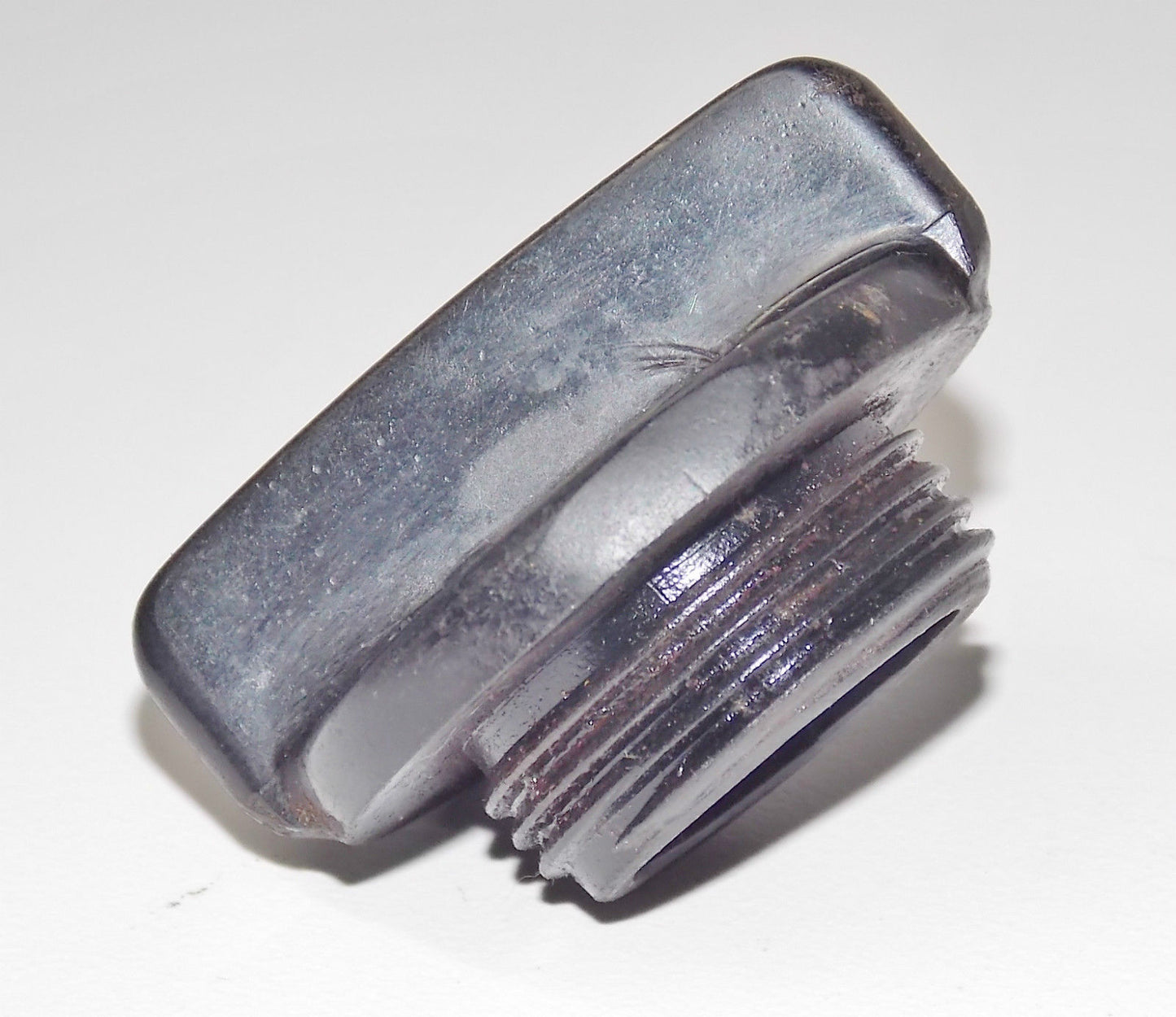 1970's OEM YAMAHA DT IT XT XS YZ MX PLASTIC OIL CAP LID 27mm THREAD VINTAGE - MotoRaider